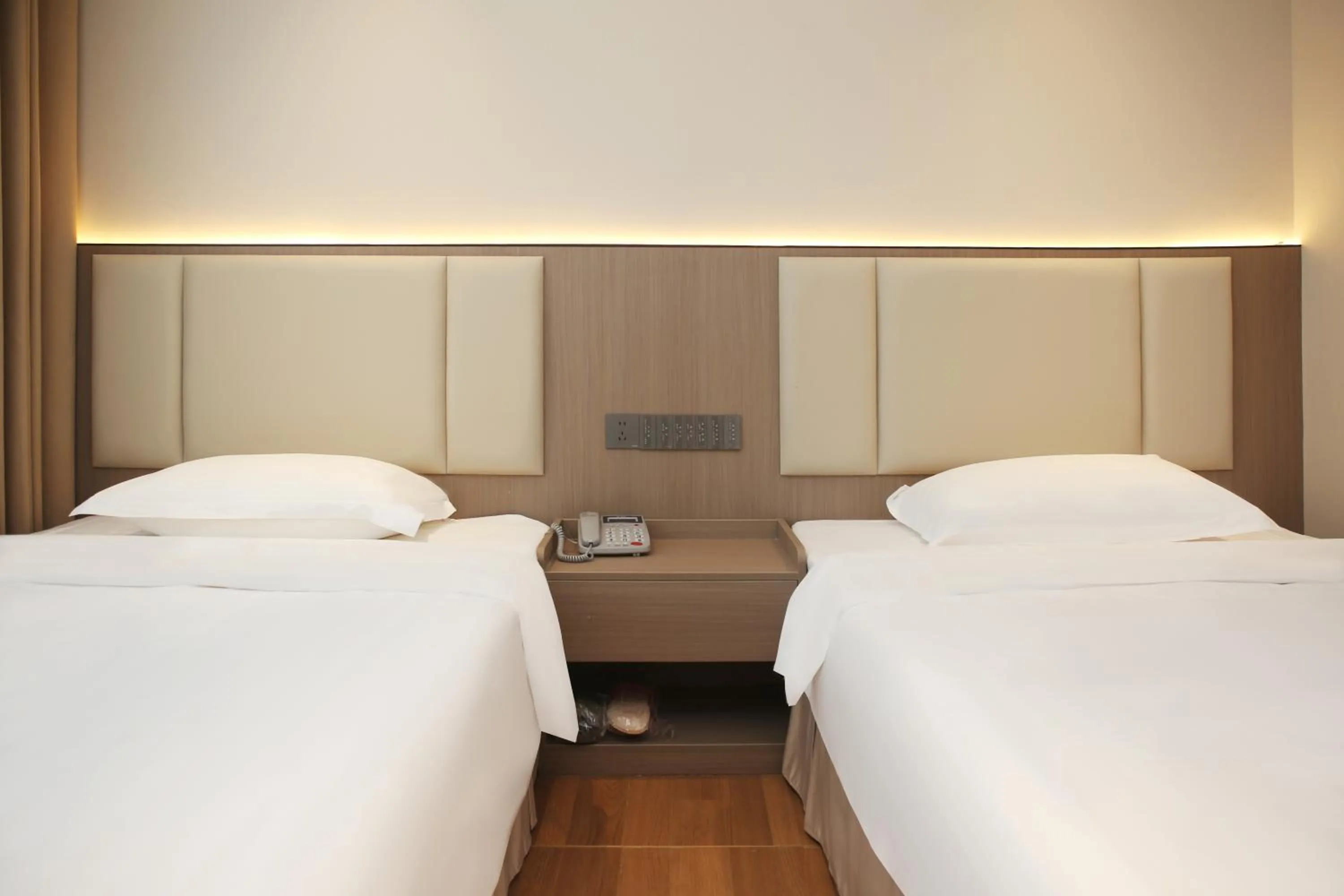 Bed in Shenzhen Green Oasis Hotel, Baoan