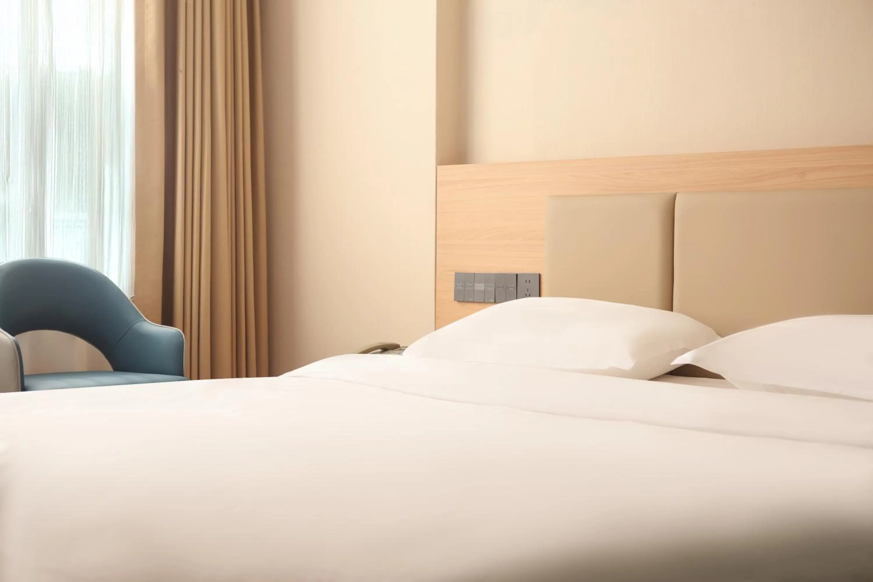 Bed in Shenzhen Green Oasis Hotel, Baoan