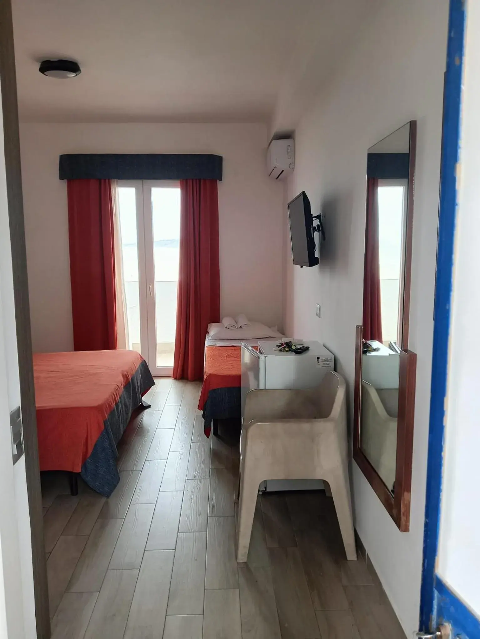 Triple Room with Sea View in Costa Makauda Residence Triple Room with Sea View in Costa Makauda Residence