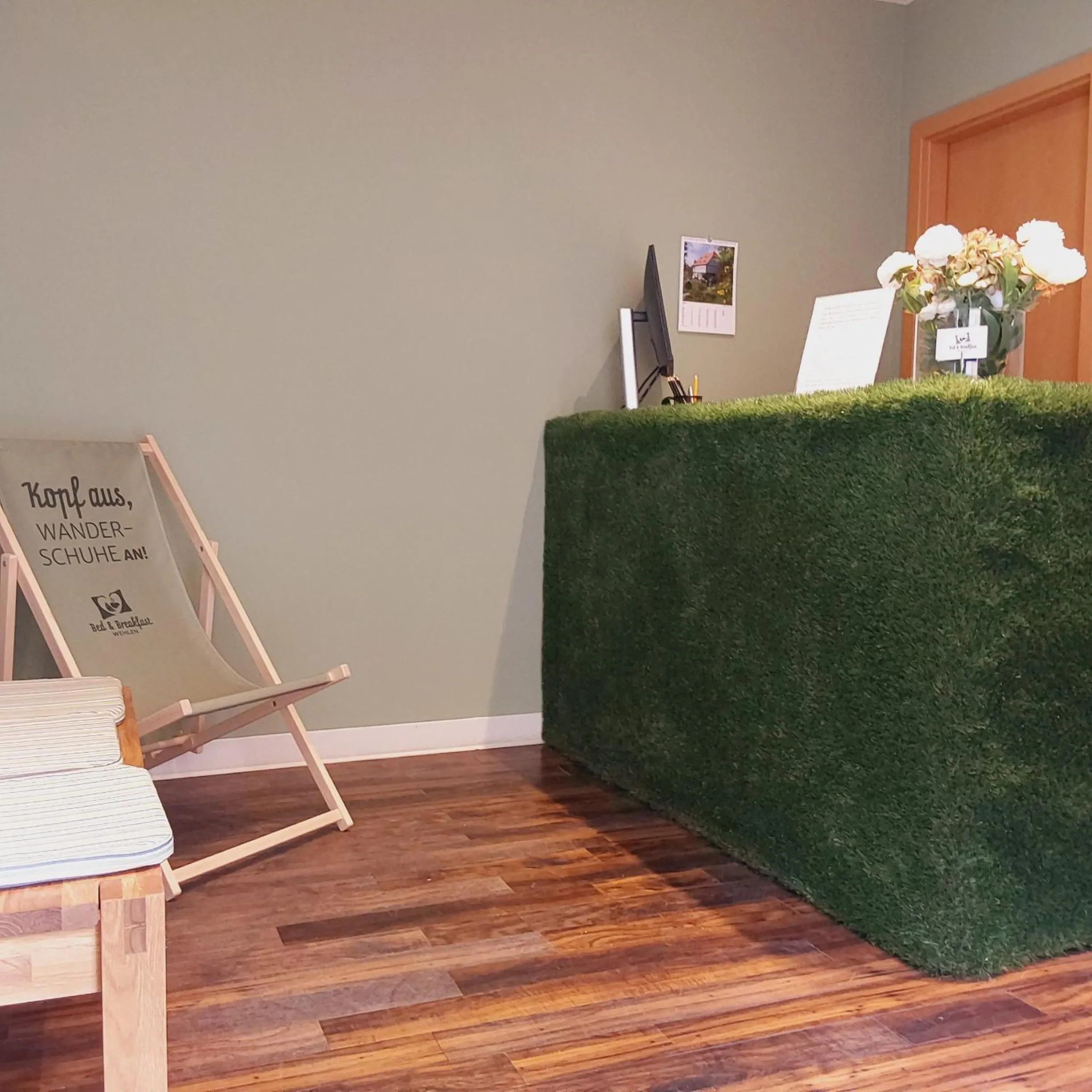 Property building in Bed and Breakfast Wehlen