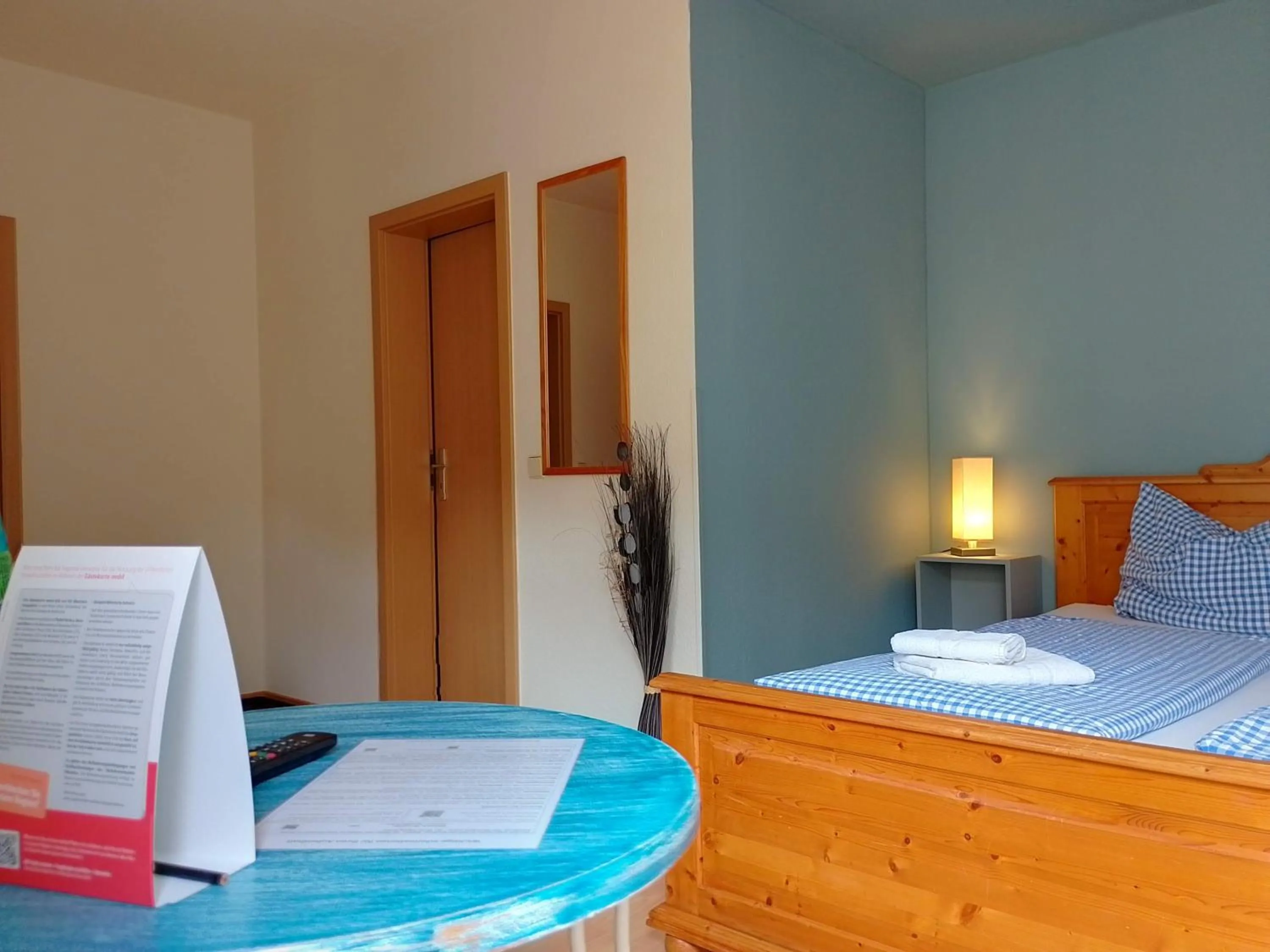 Photo of the whole room, Bed in Bed and Breakfast Wehlen