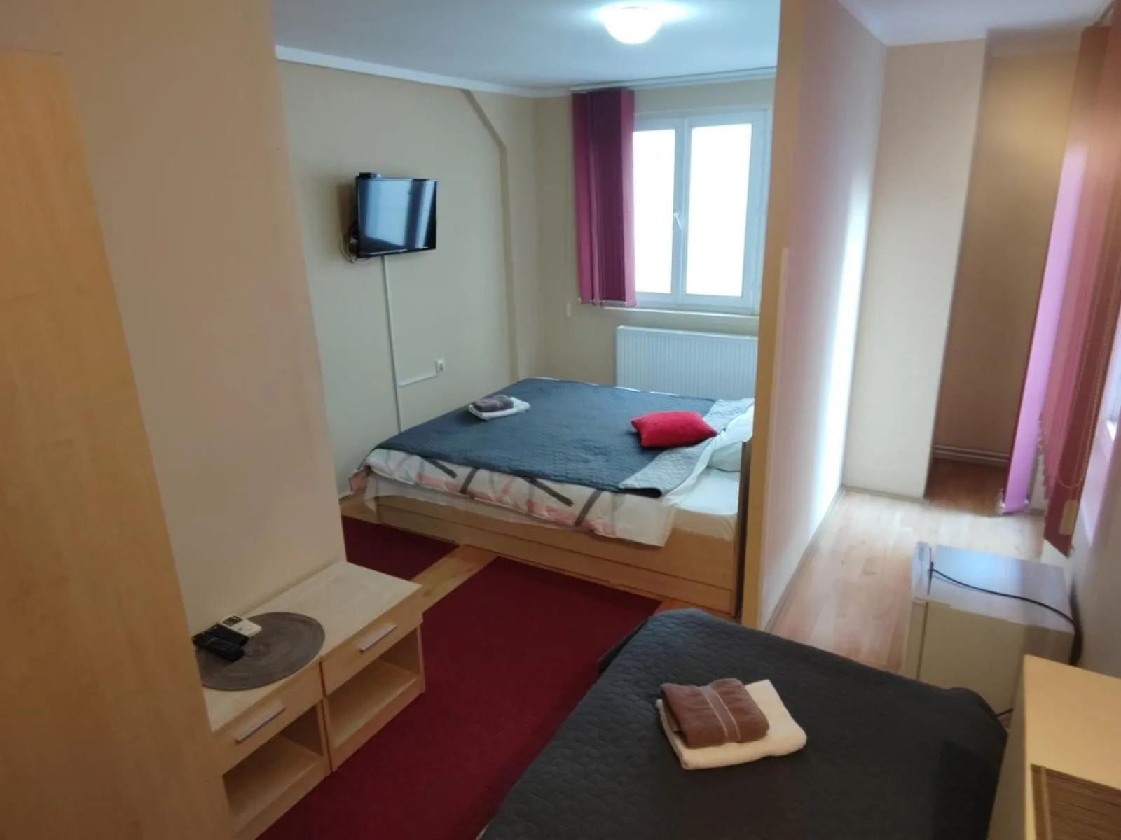 Communal lounge/ TV room, Bed in Bed and Breakfast Majesty