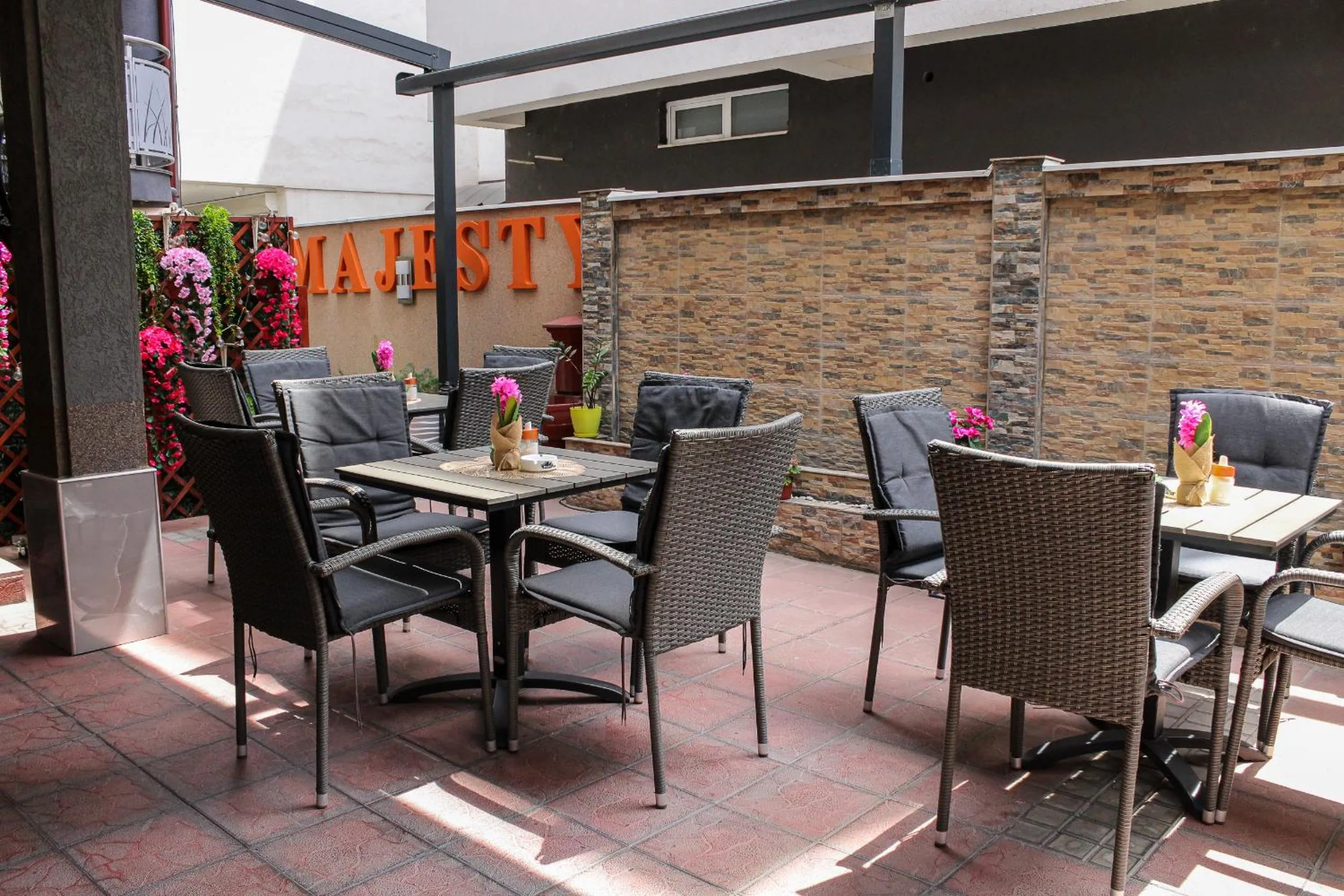 Property building in Bed and Breakfast Majesty