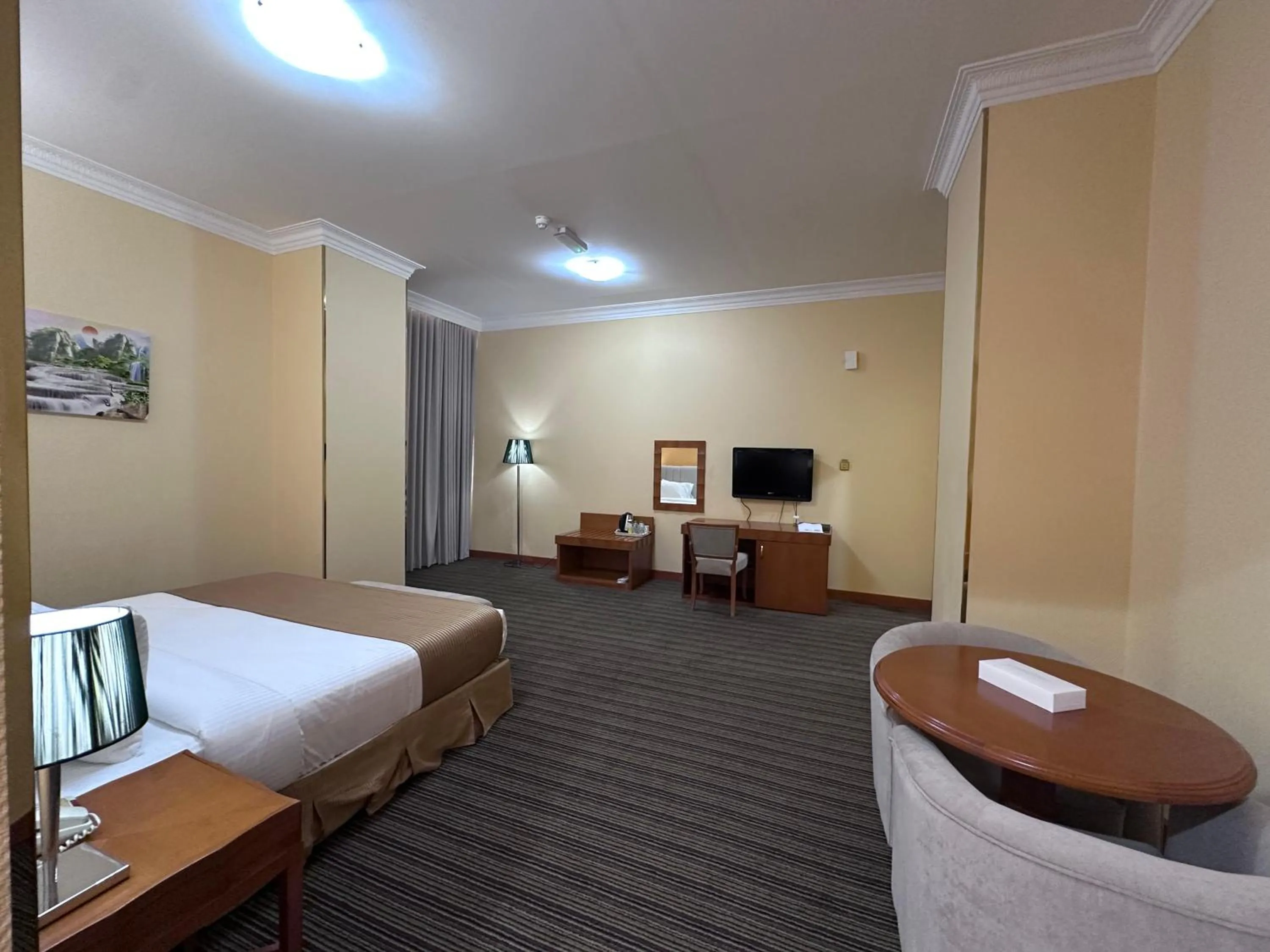 Bed in Al Massa Plus Hotel