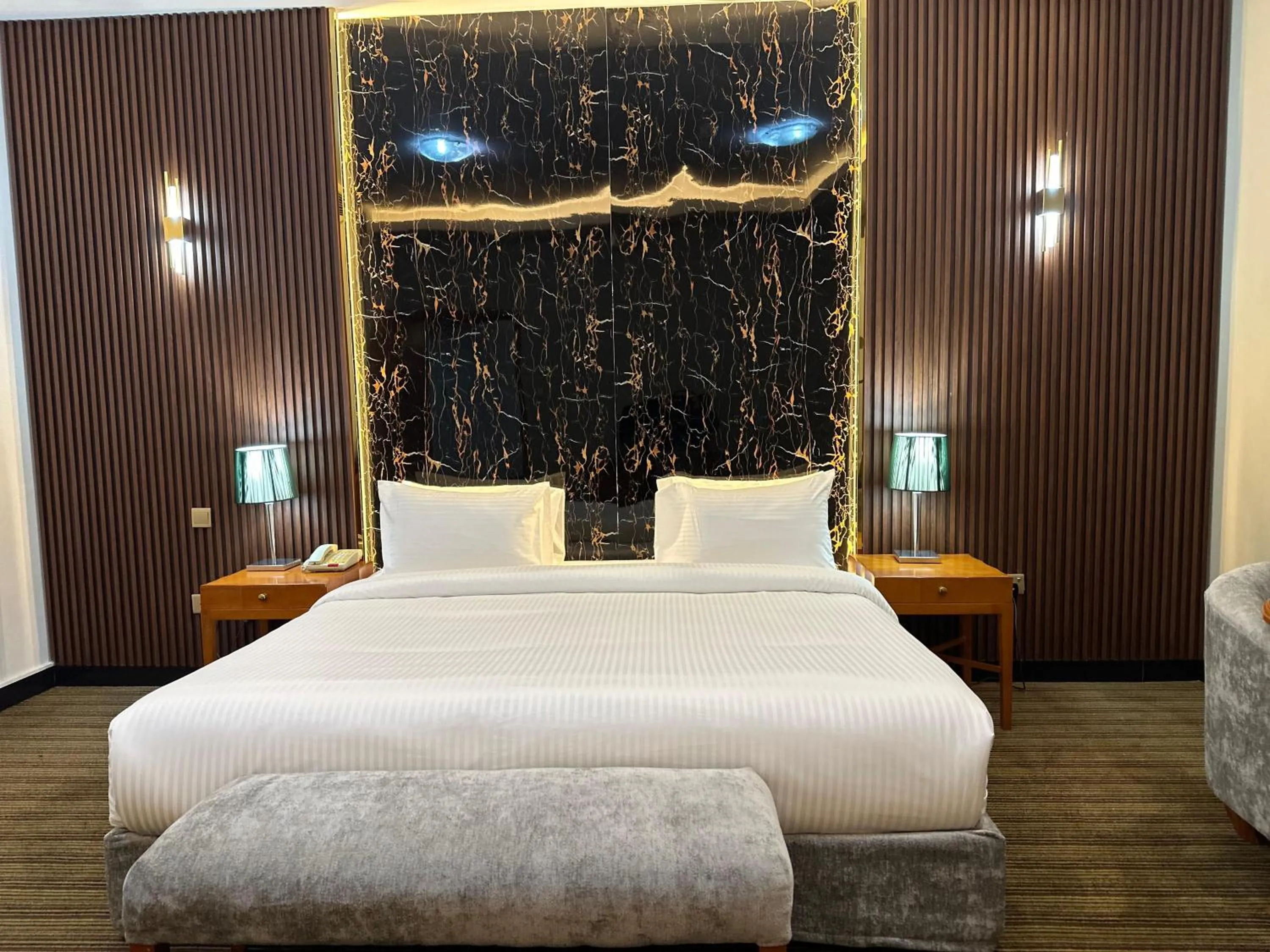 Bedroom, Bed in Al Massa Plus Hotel