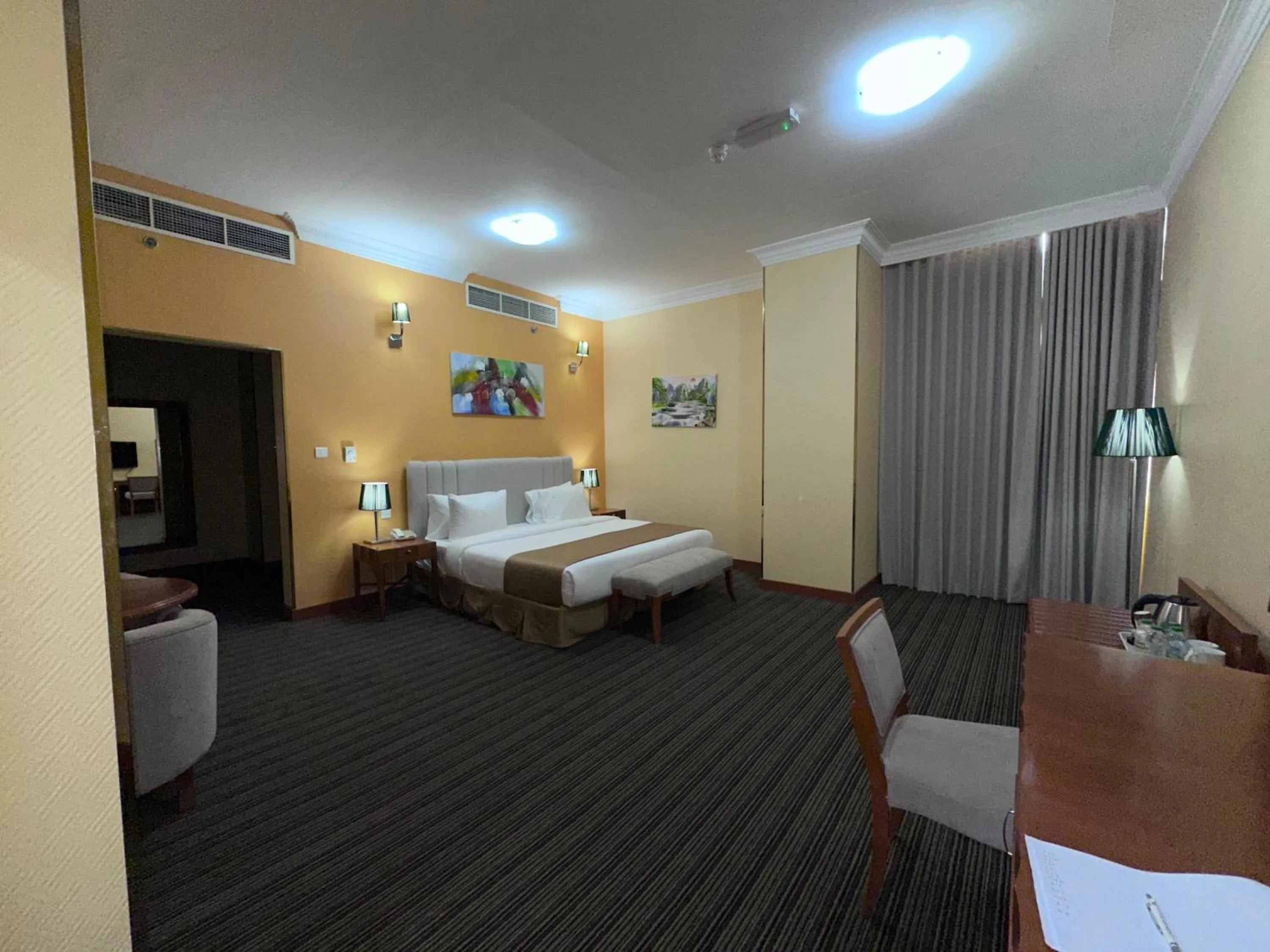 Bedroom, Bed in Al Massa Plus Hotel