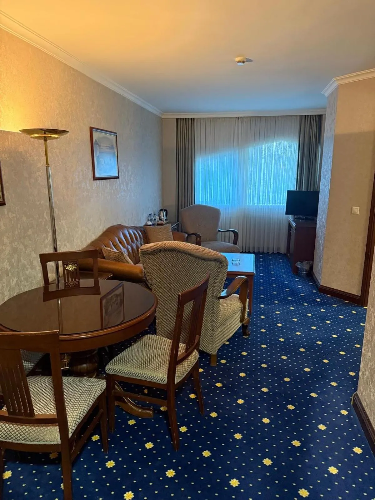 Akar International Hotel