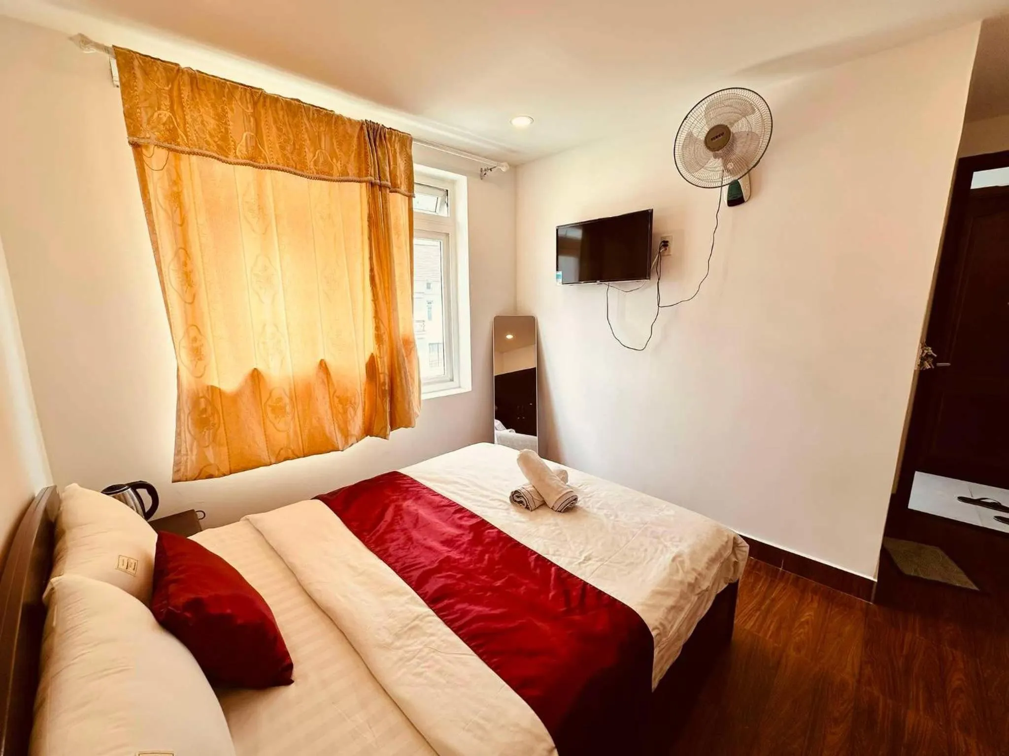 Bed in White Horse Dalat Hotel