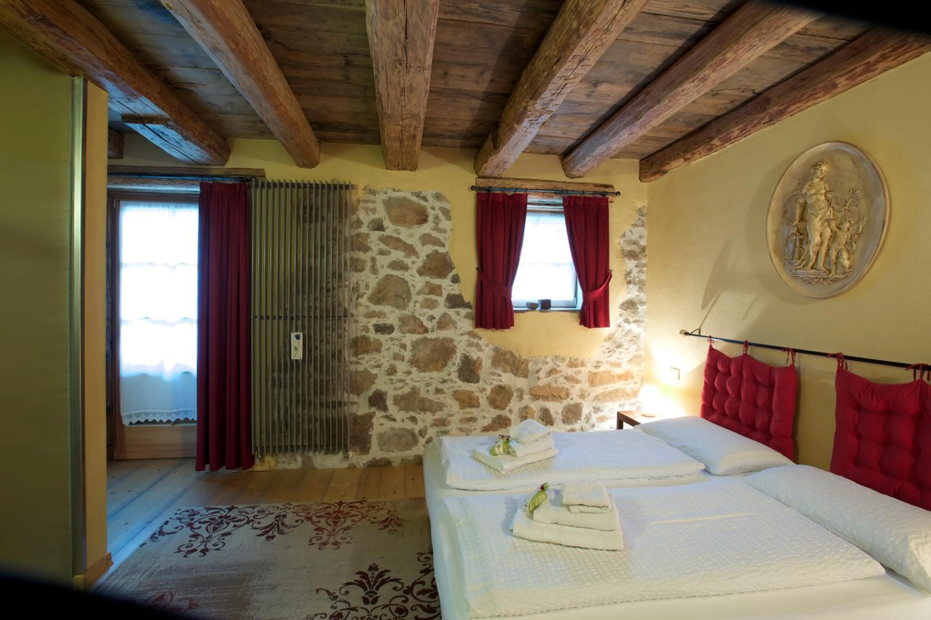 Photo of the whole room, Bed in Maso Franceschella