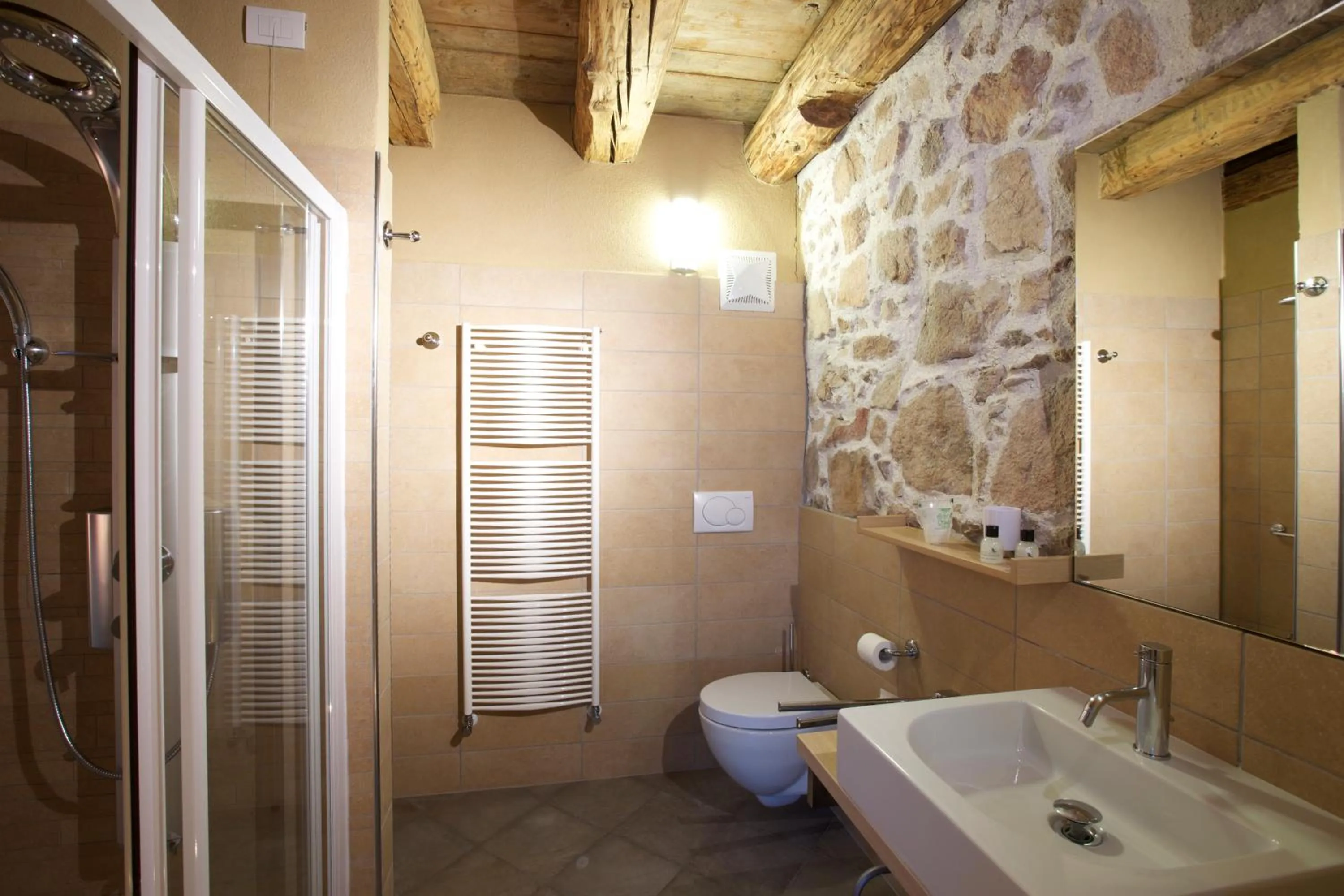 Bathroom in Maso Franceschella