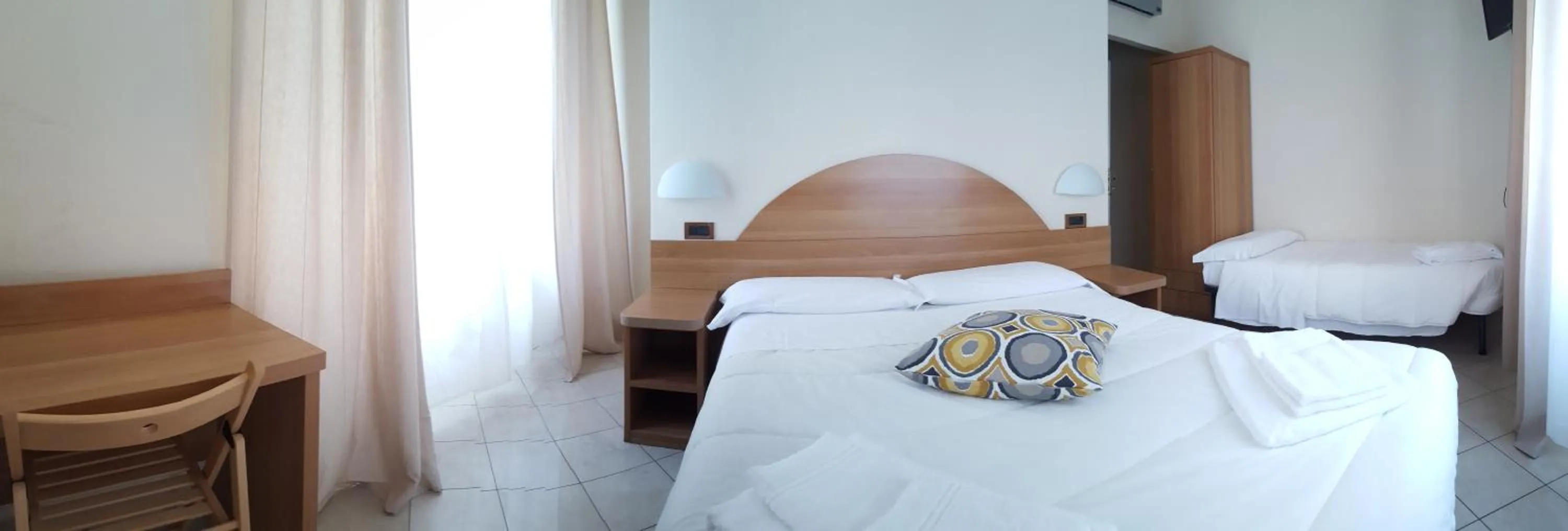 Photo of the whole room, Bed in Hotel Milano