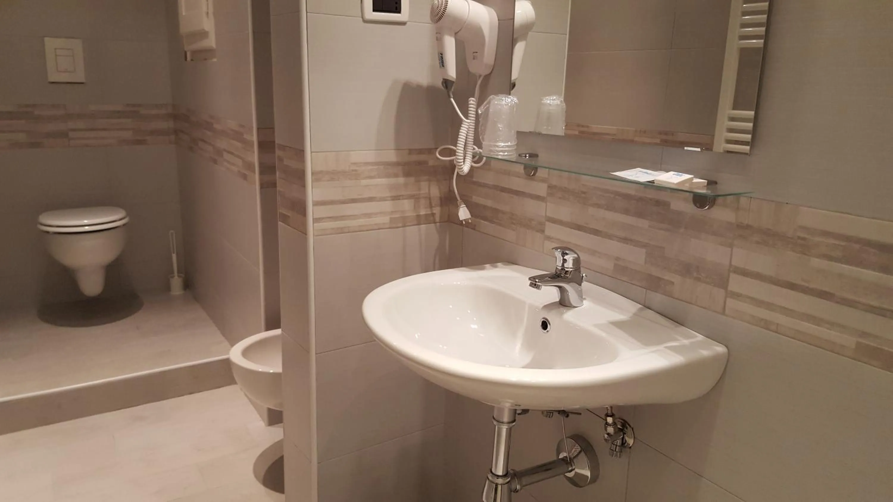 Bathroom in Hotel Milano