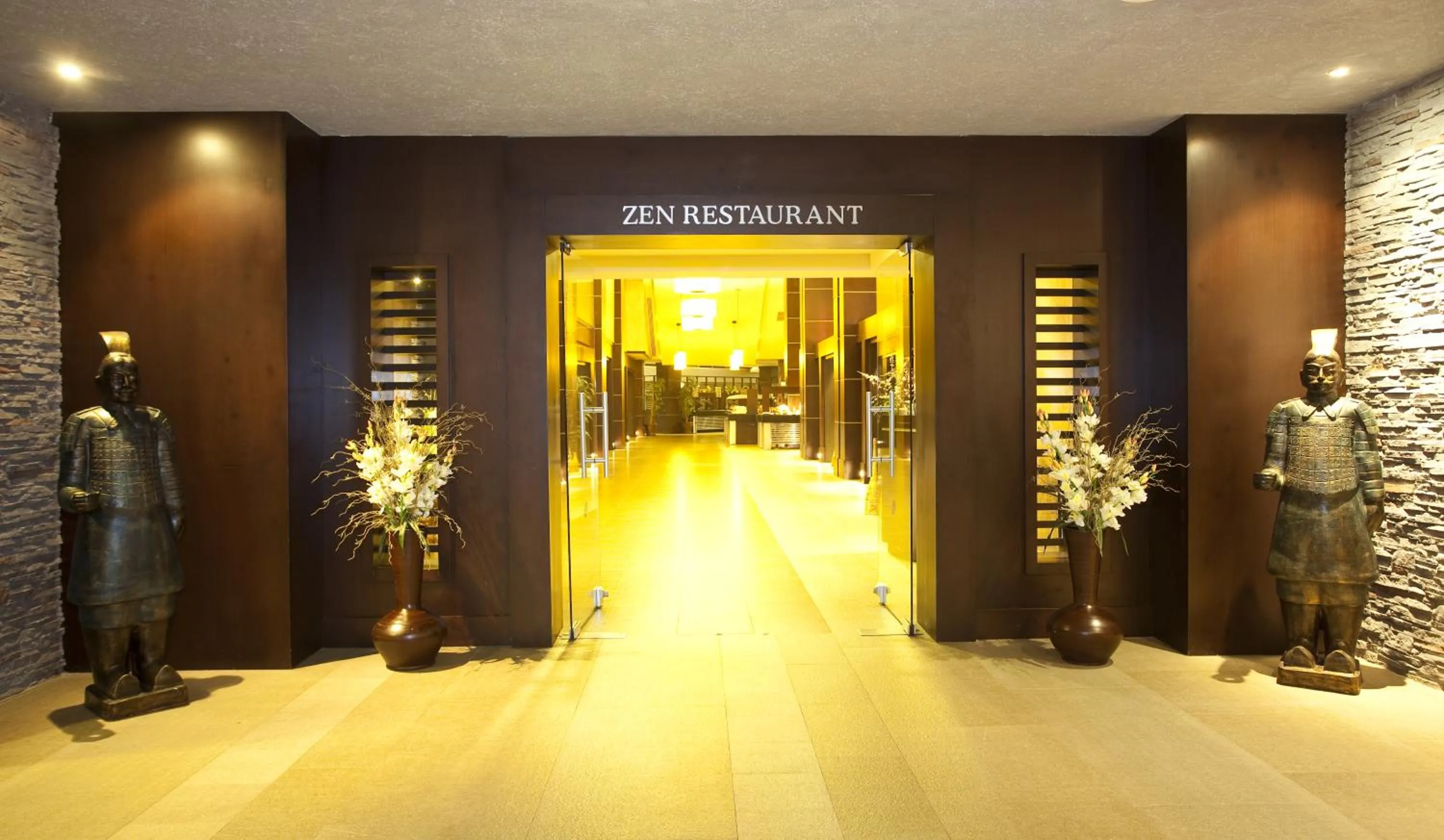 Restaurant/places to eat in Limak Lara Deluxe Hotel & Resort Antalya