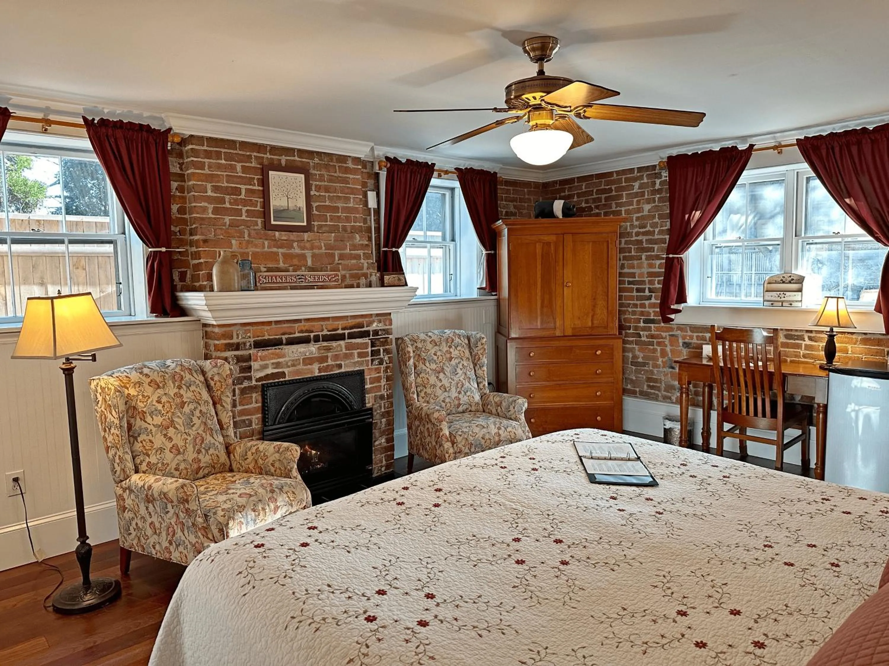 Bedroom in Christopher Dodge House