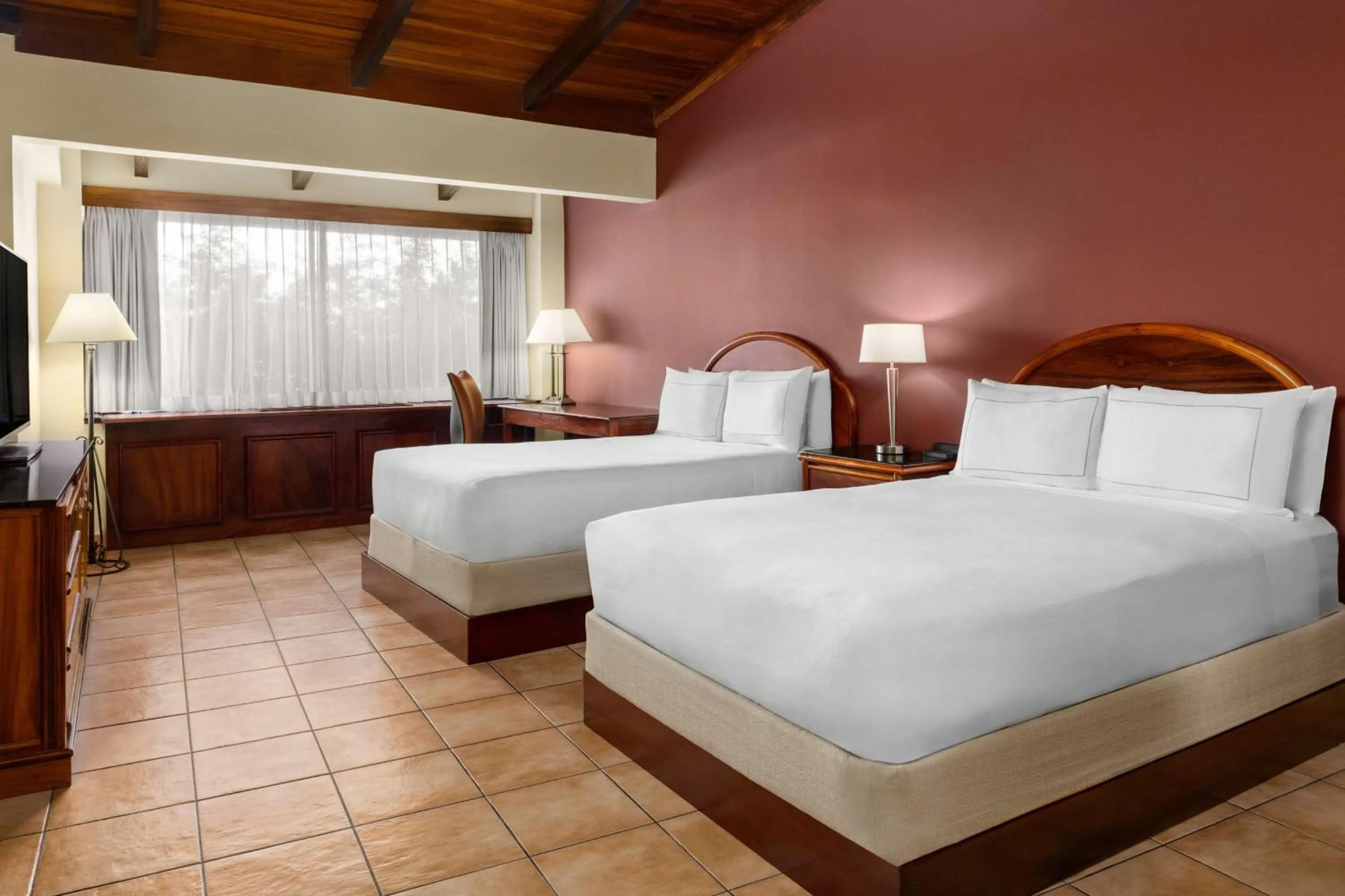 Bed in Hilton Cariari DoubleTree San Jose - Costa Rica