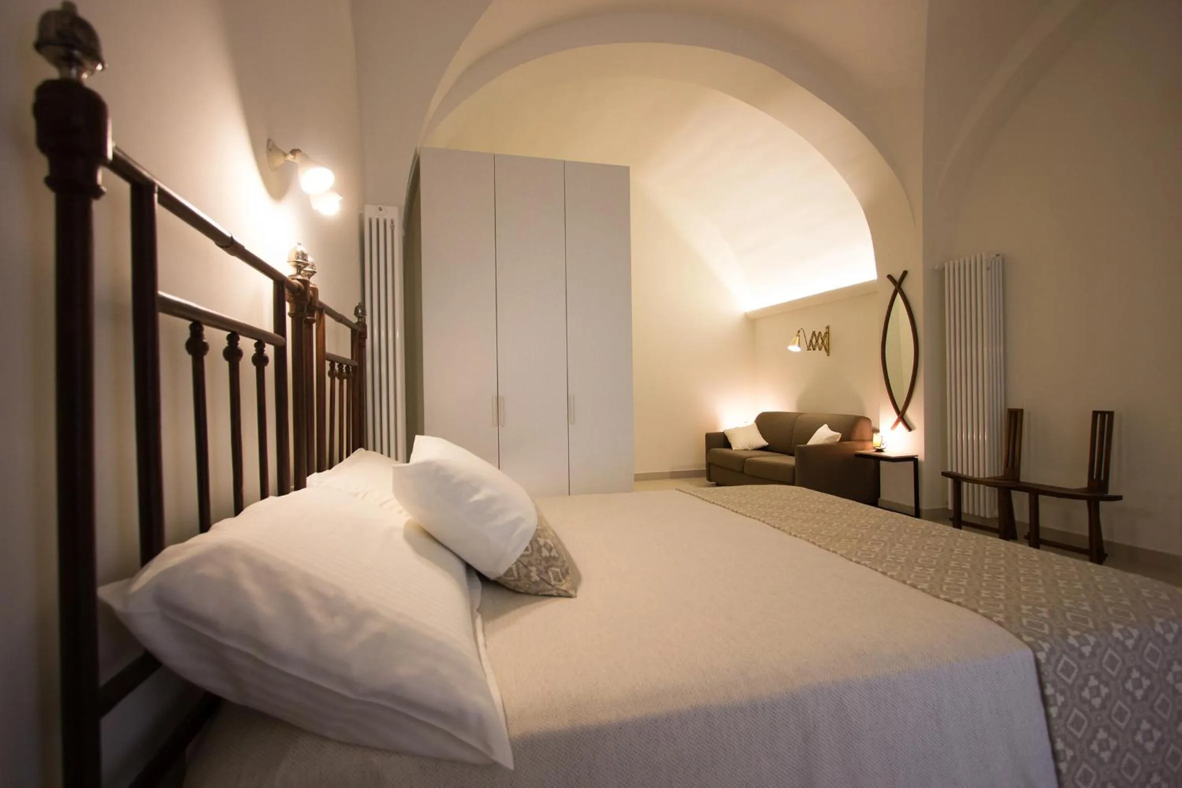 Photo of the whole room, Bed in Ai Sottani B&B Deluxe Suite