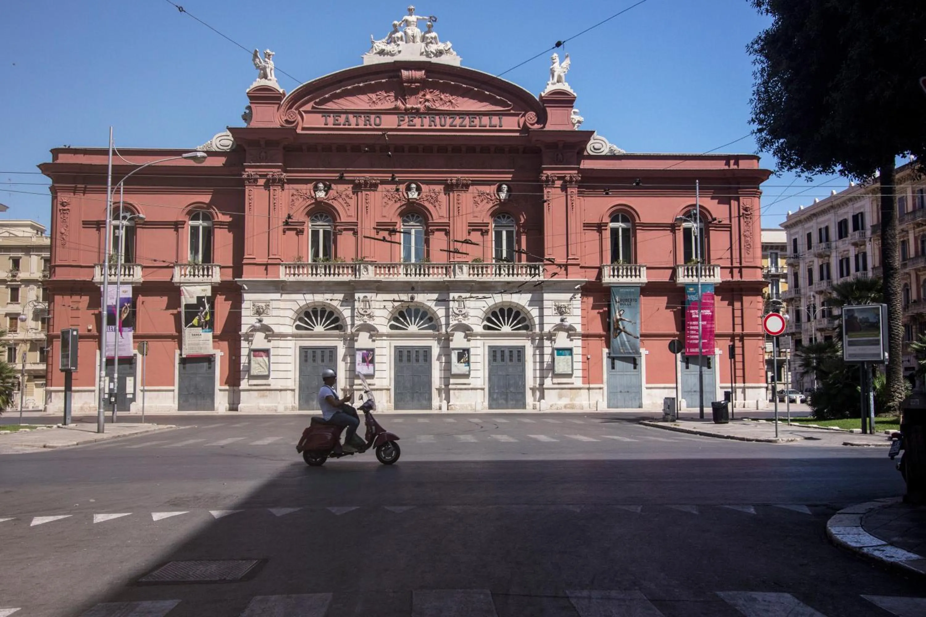 Landmark view in Ai Sottani B&B Deluxe Suite