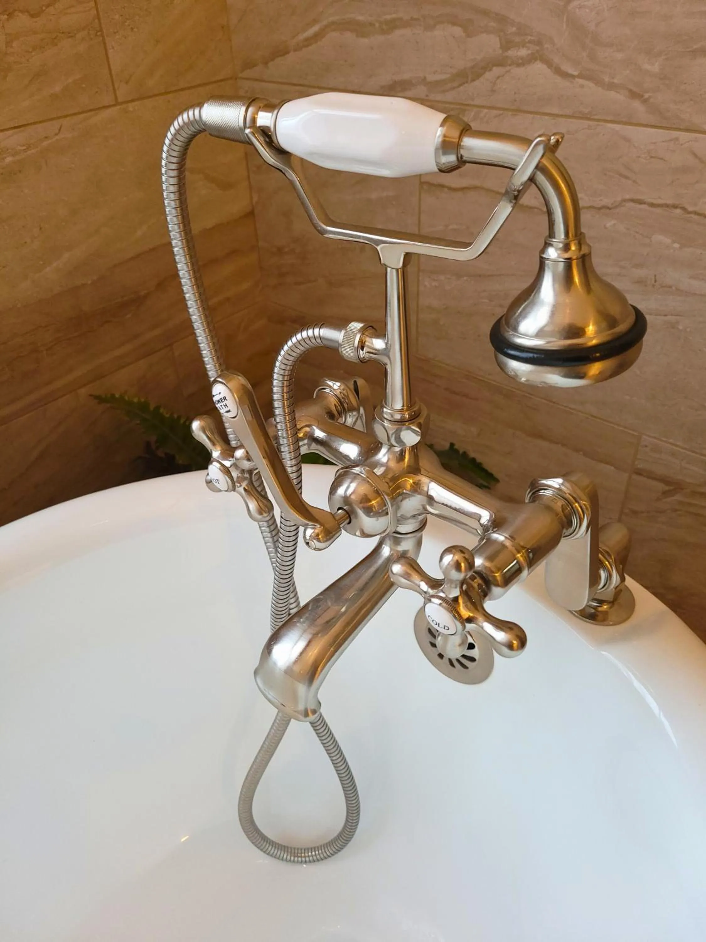 Bathroom in Altland House Inn & Suites