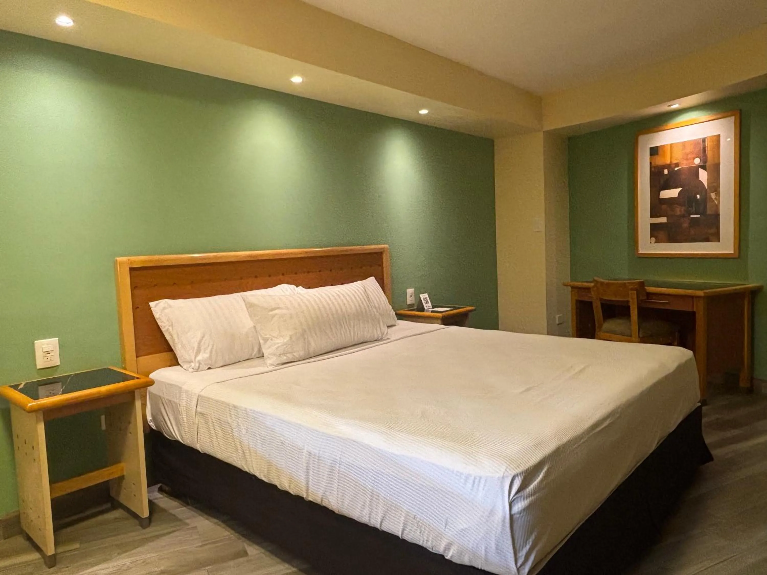 Bed in Hotel Colonial Ciudad Juarez