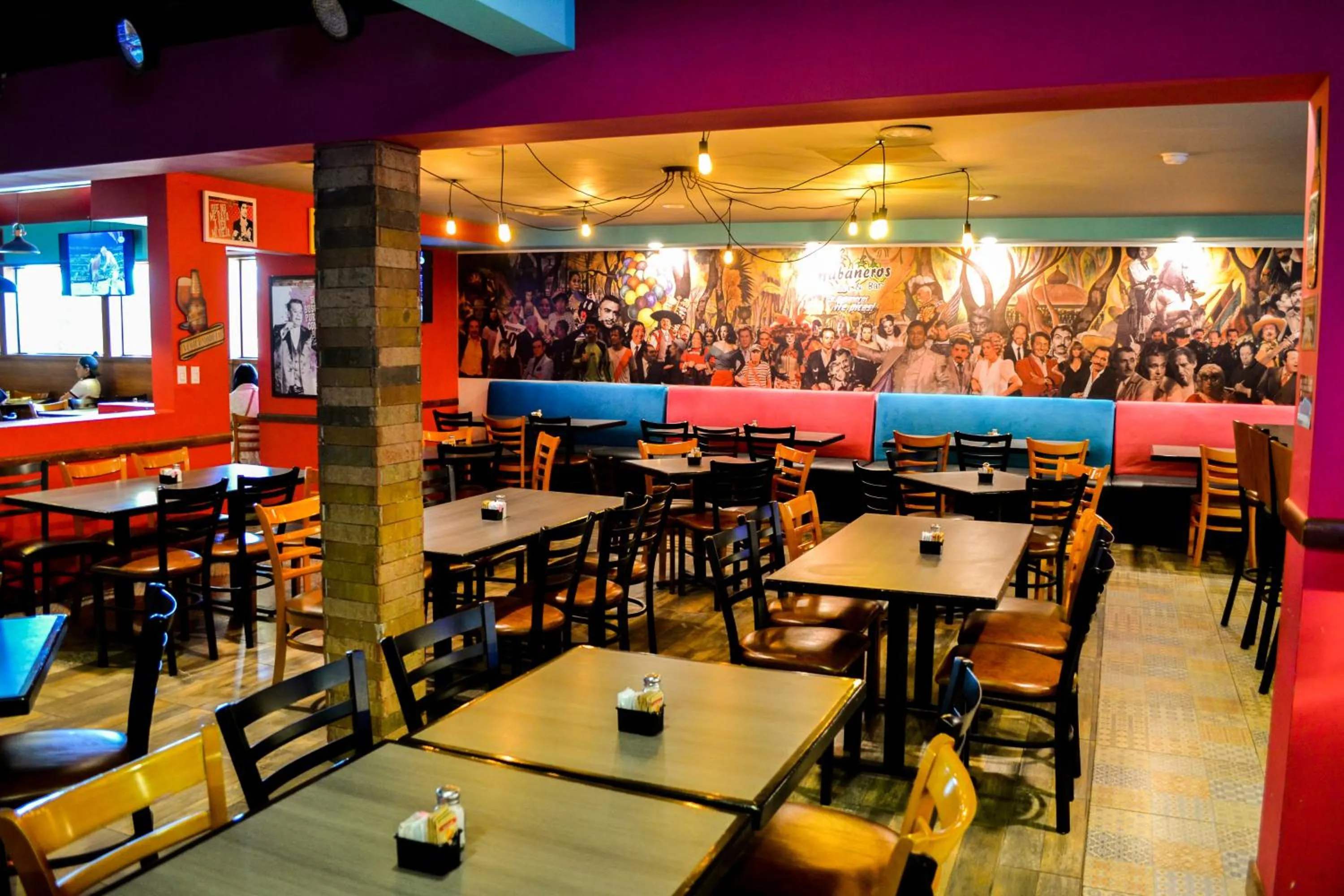 Restaurant/places to eat in Hotel Colonial Ciudad Juarez