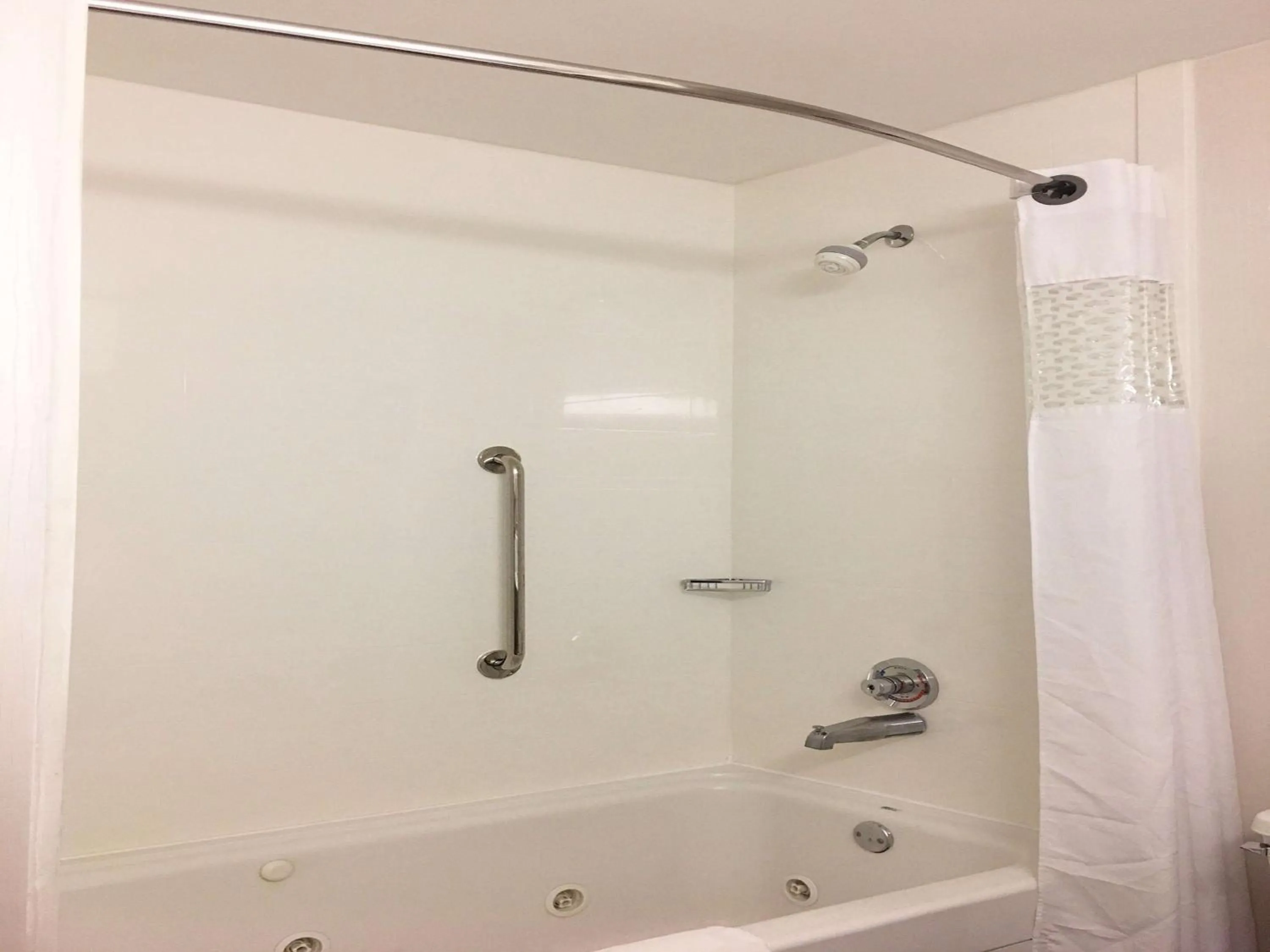 Bathroom in Hampton Inn Sevierville