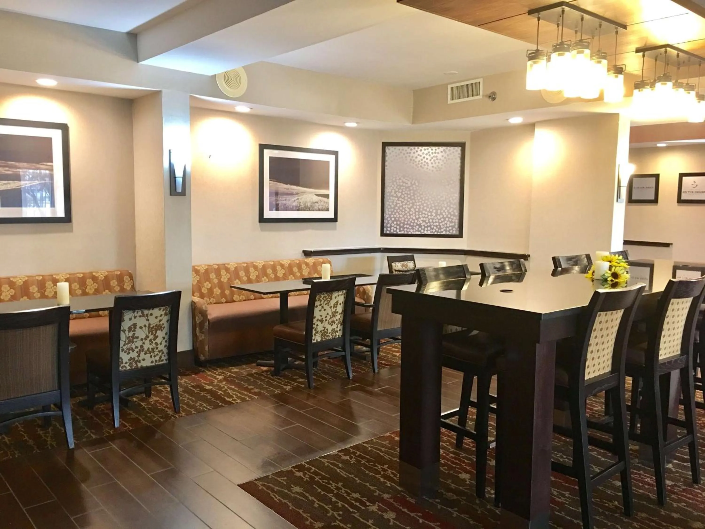 Breakfast in Hampton Inn Sevierville