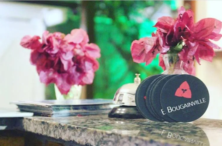 Facade/entrance in Bougainville Suítes