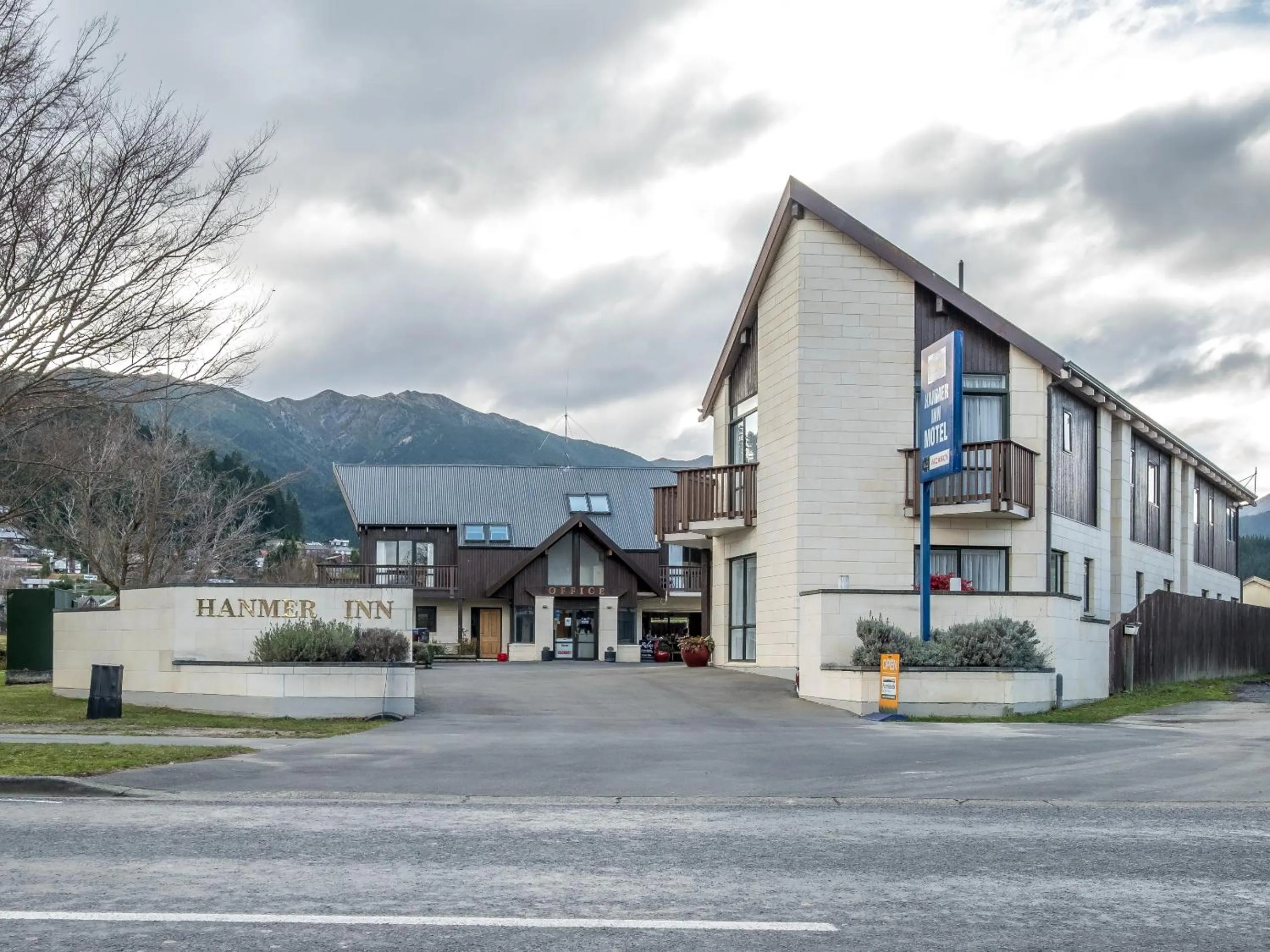 Property building in ASURE Hanmer Inn Motel Hanmer Springs