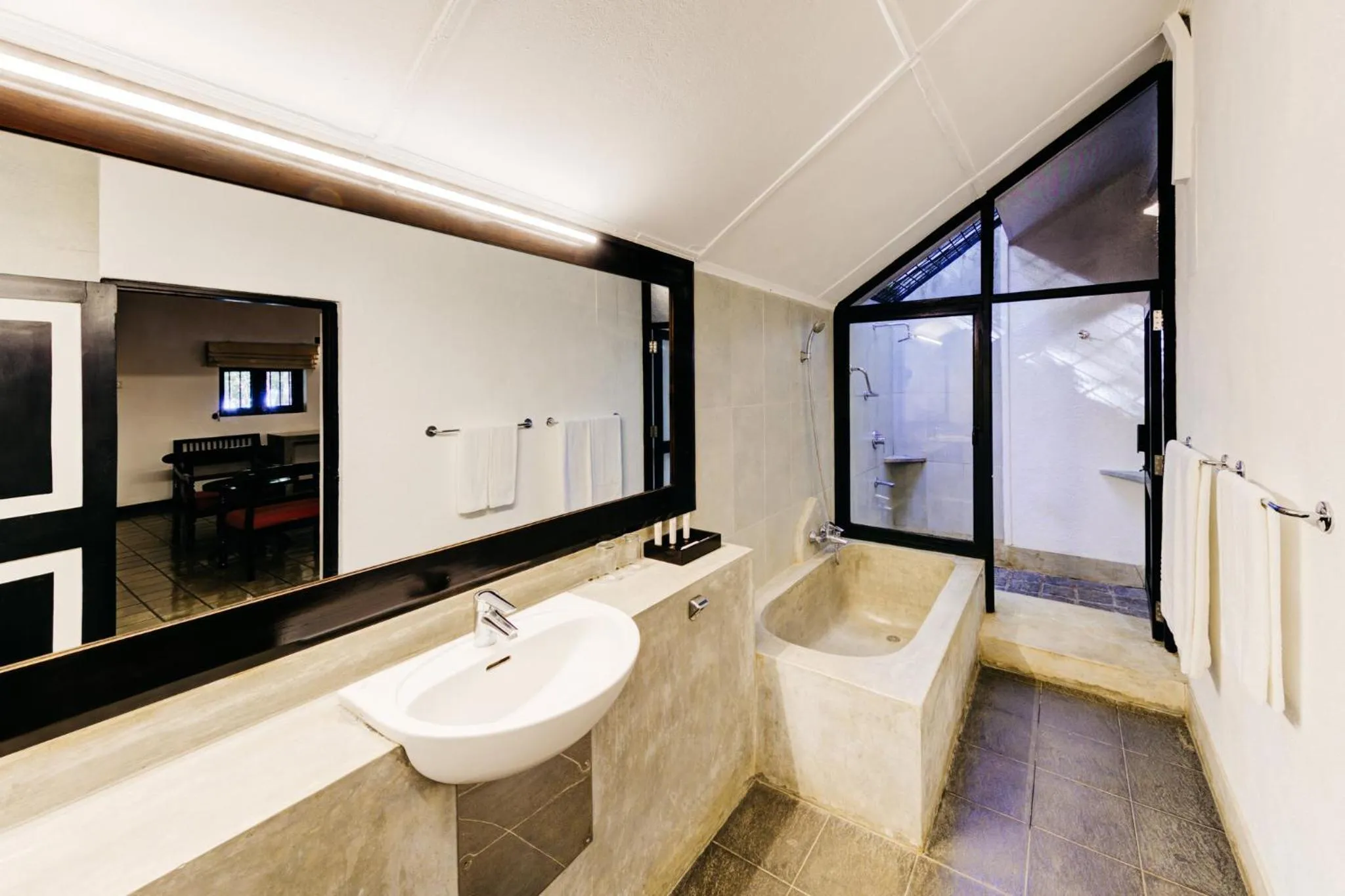 Bathroom in Habarana Village by Cinnamon