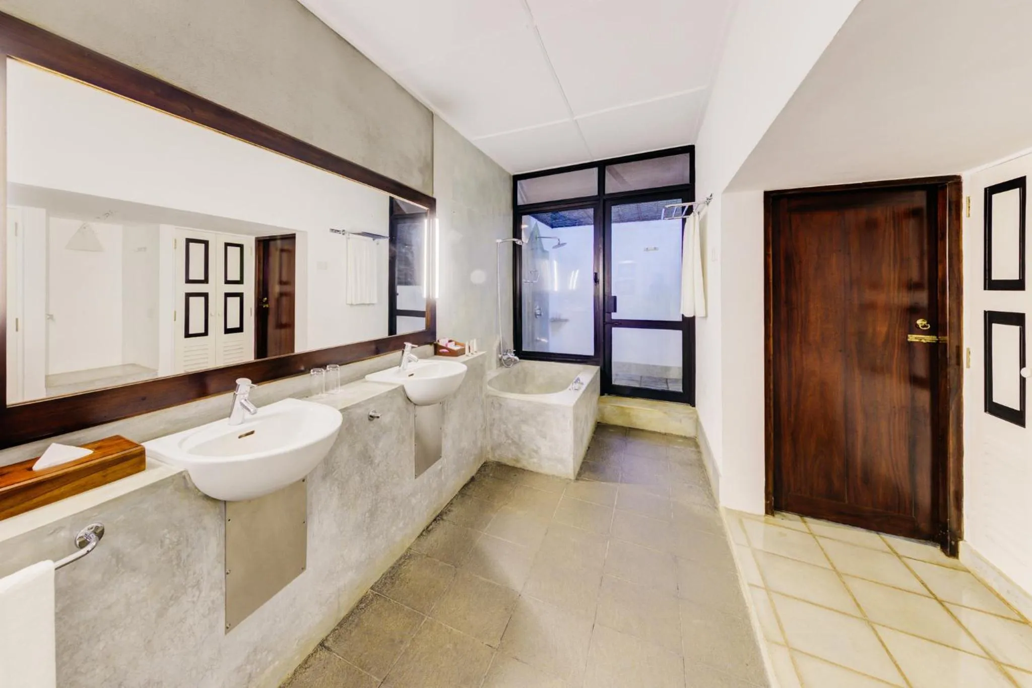 Bathroom in Habarana Village by Cinnamon