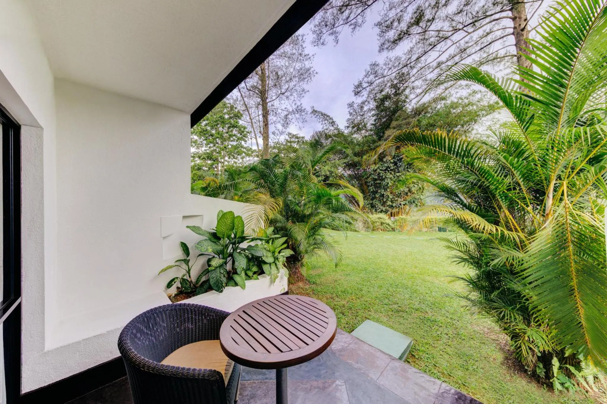 Balcony/Terrace in Cinnamon Citadel Kandy