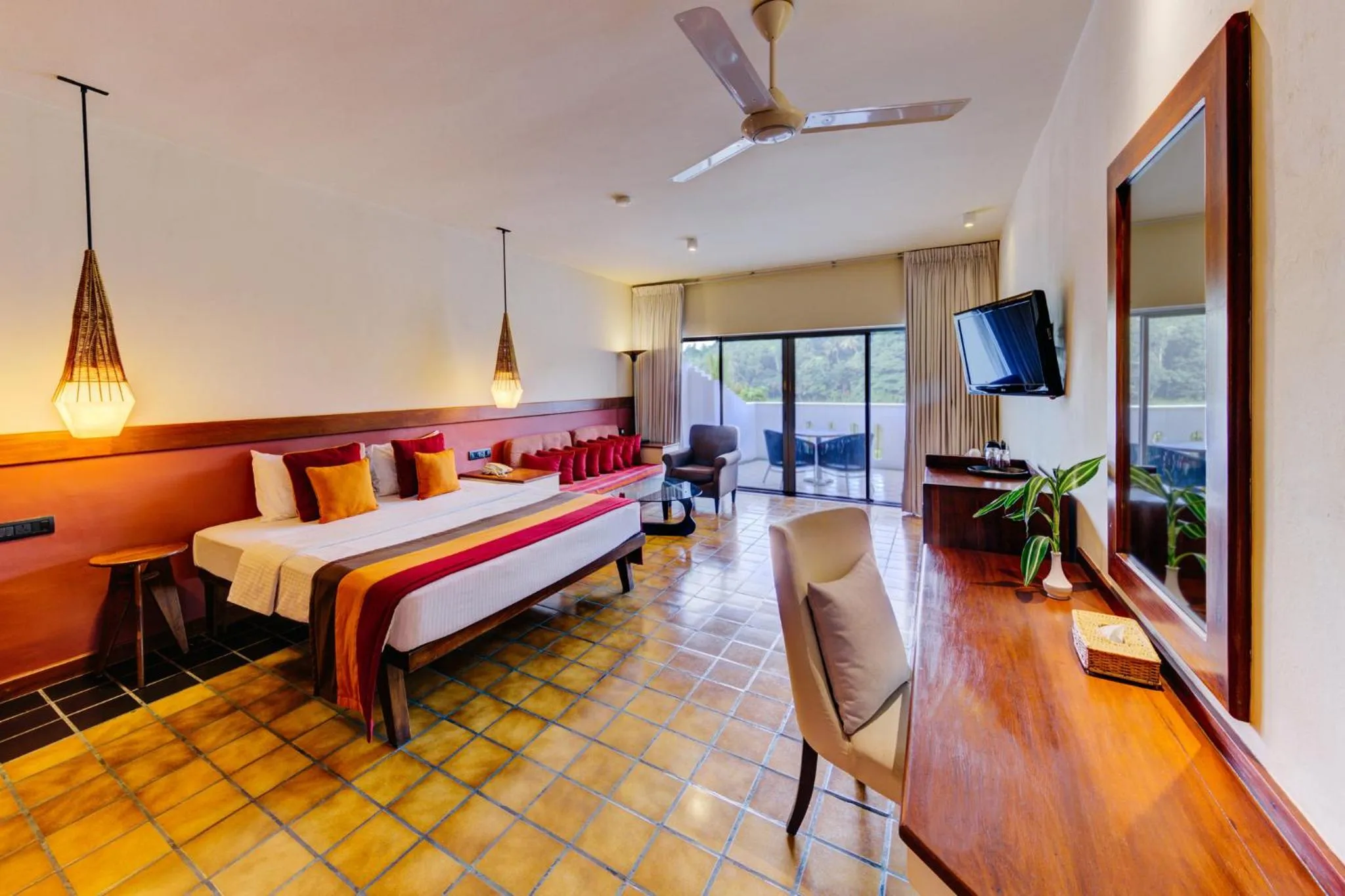 Bedroom, Bed in Cinnamon Citadel Kandy