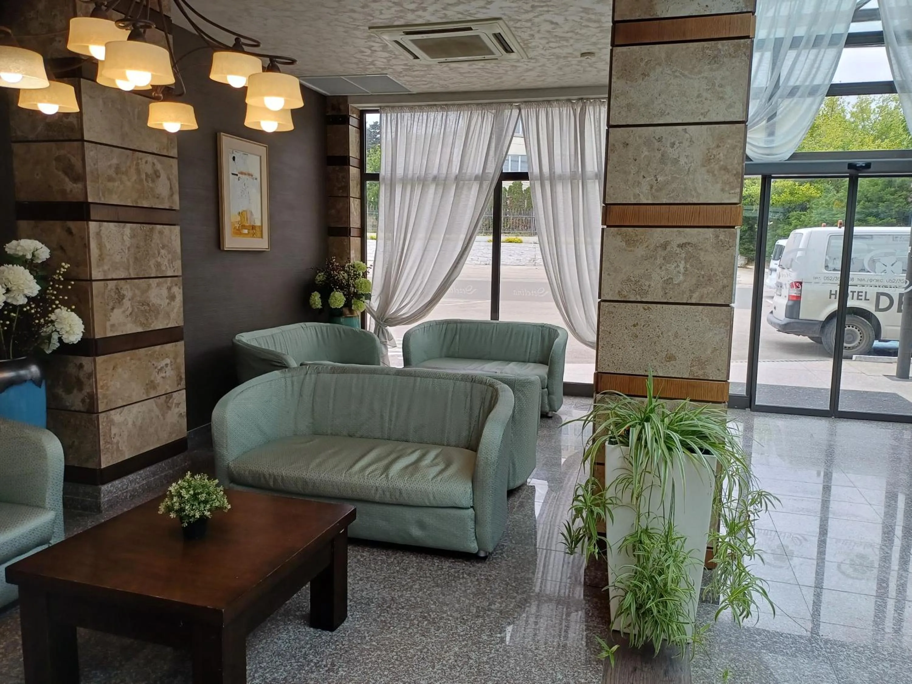 Lobby or reception in Detelina Hotel