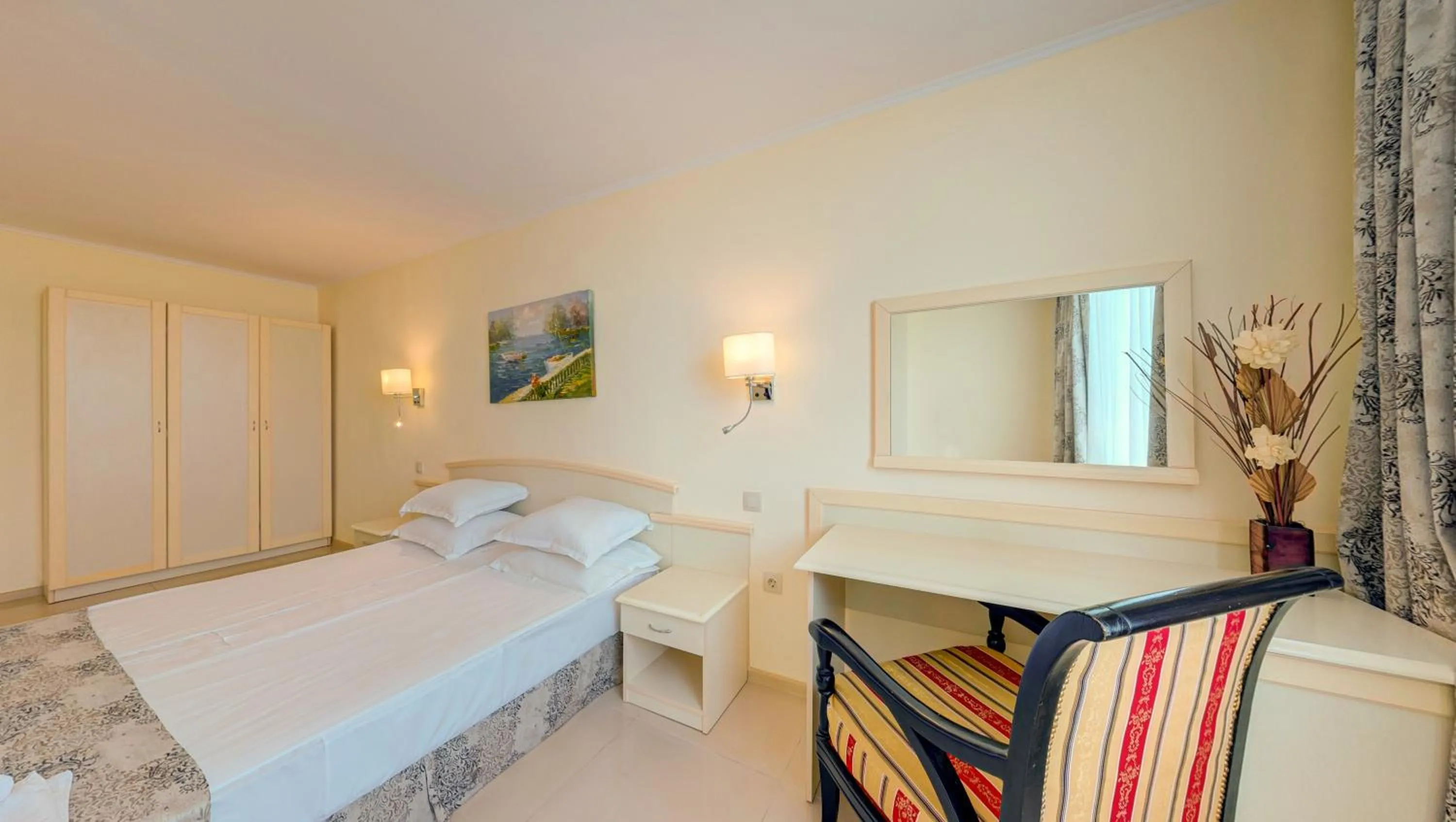 Bedroom, Bed in Detelina Hotel