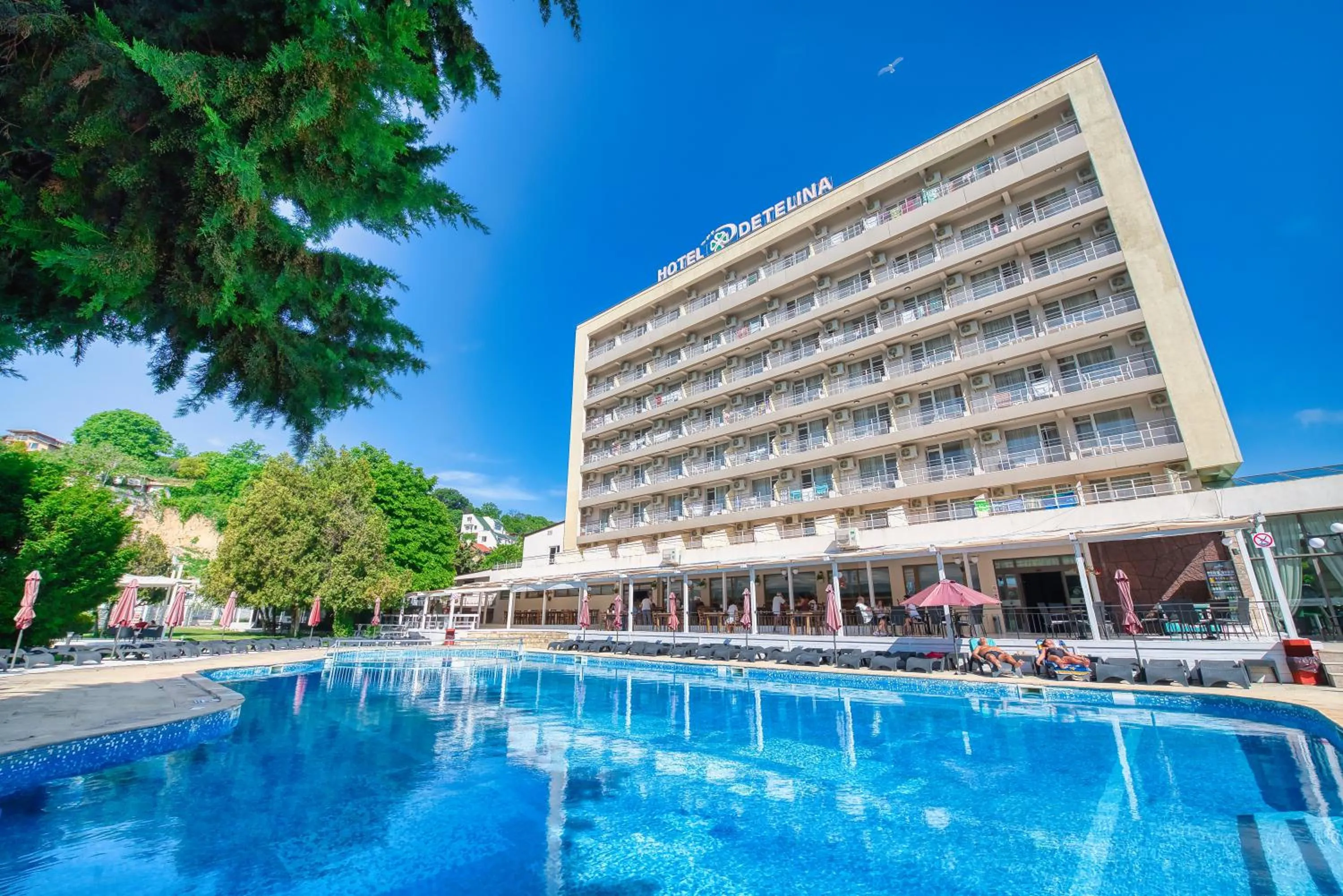 Property building in Detelina Hotel