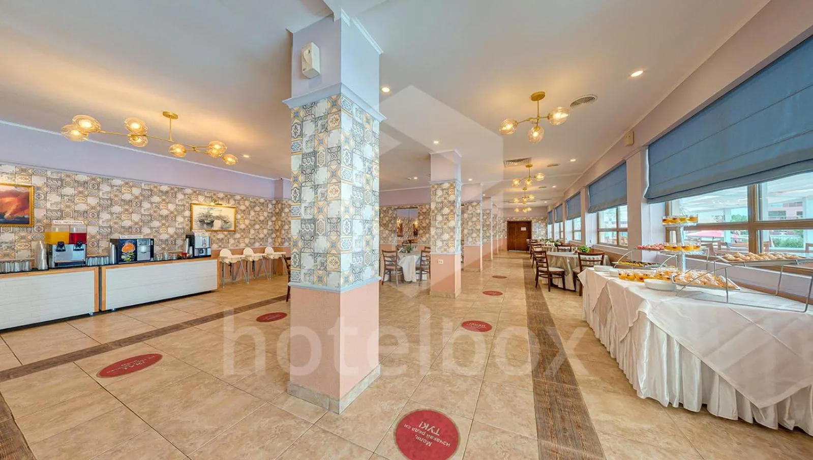 Restaurant/places to eat in Detelina Hotel