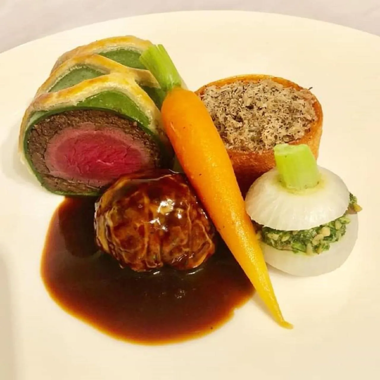 Food in Pereybere Hotel & Spa