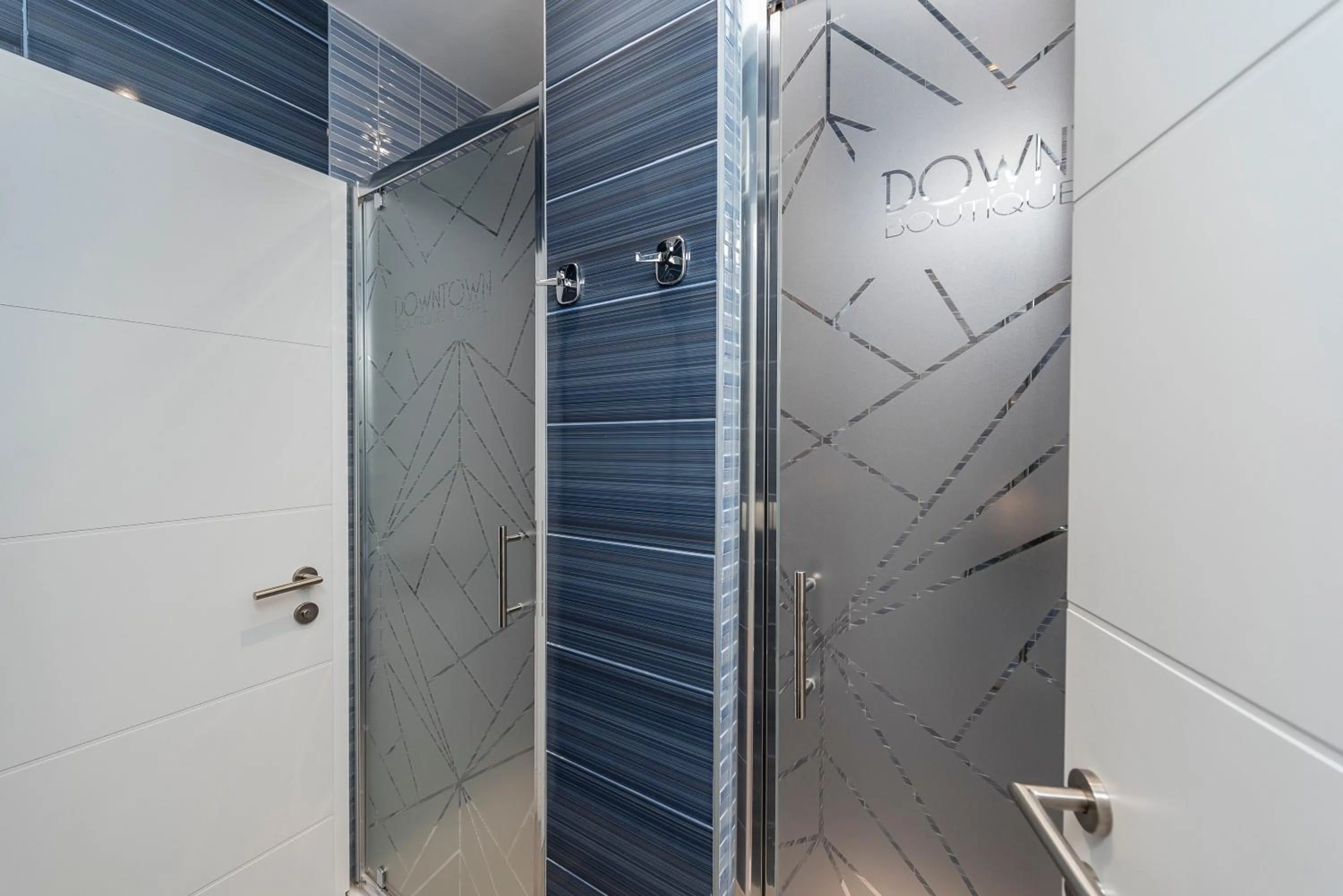 Bathroom in Downtown Boutique Hostel