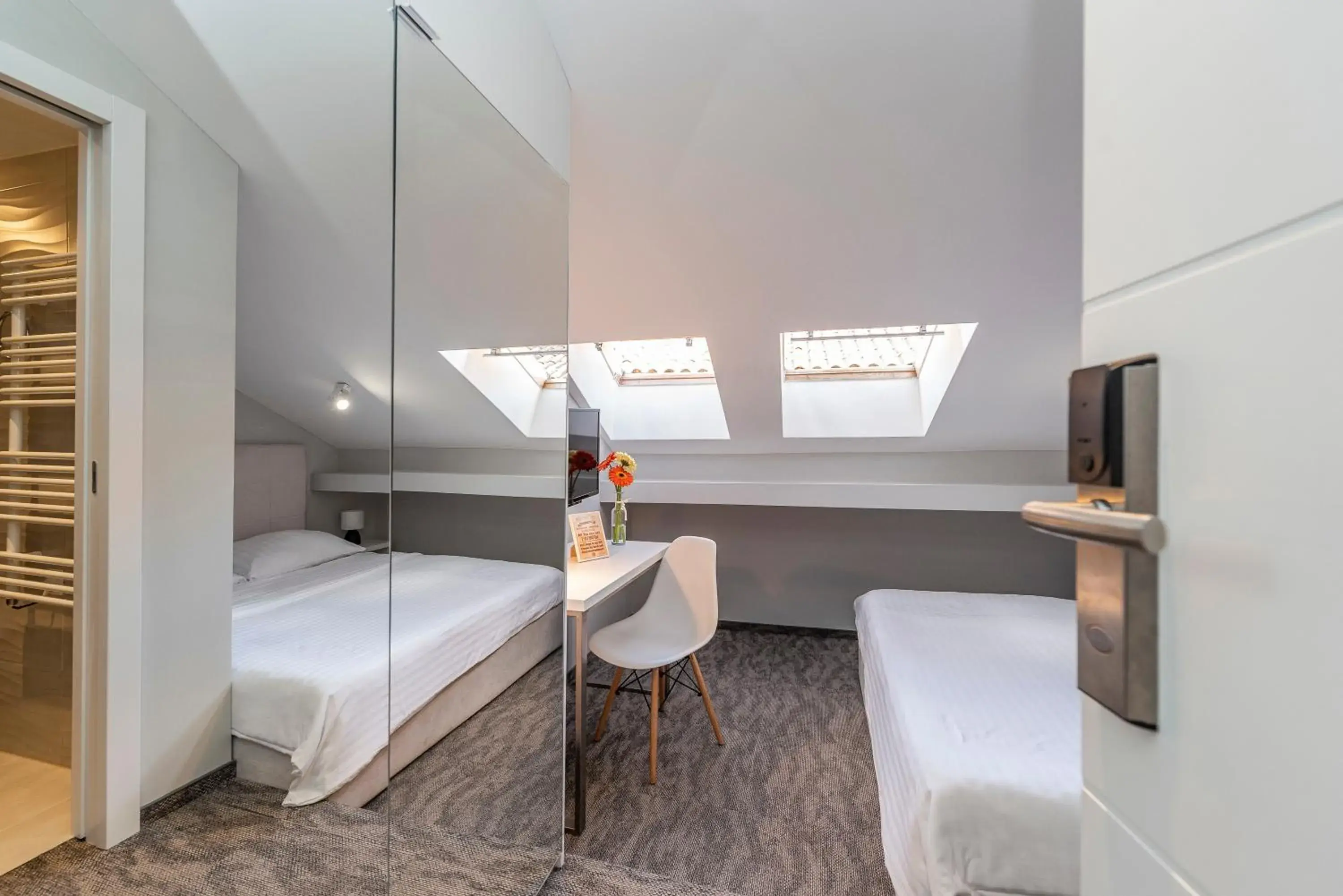 Standard Double Room in Downtown Boutique Hostel Standard Double Room in Downtown Boutique Hostel