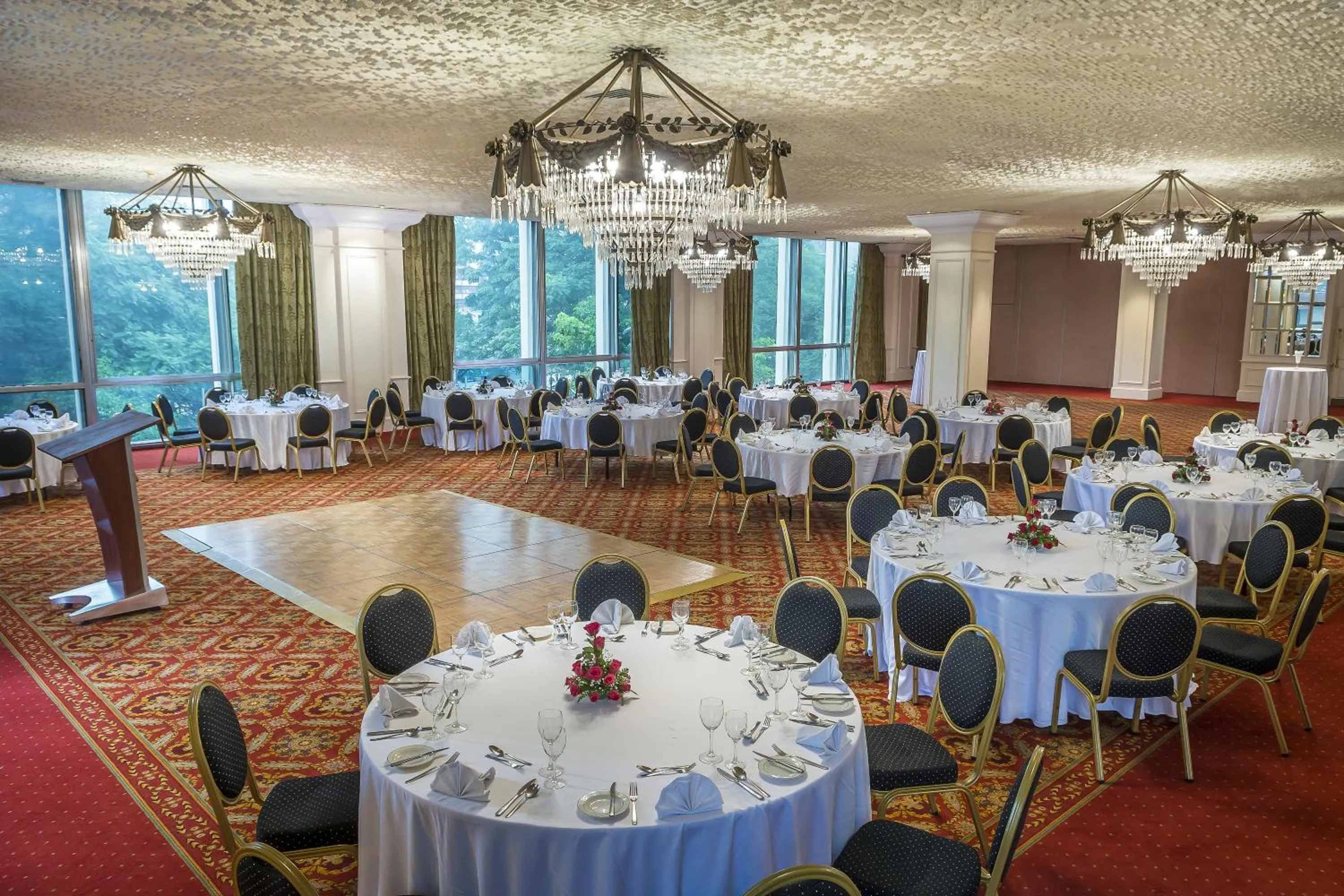 Banquet/Function facilities, Restaurant/Places to Eat in Hilton Nairobi