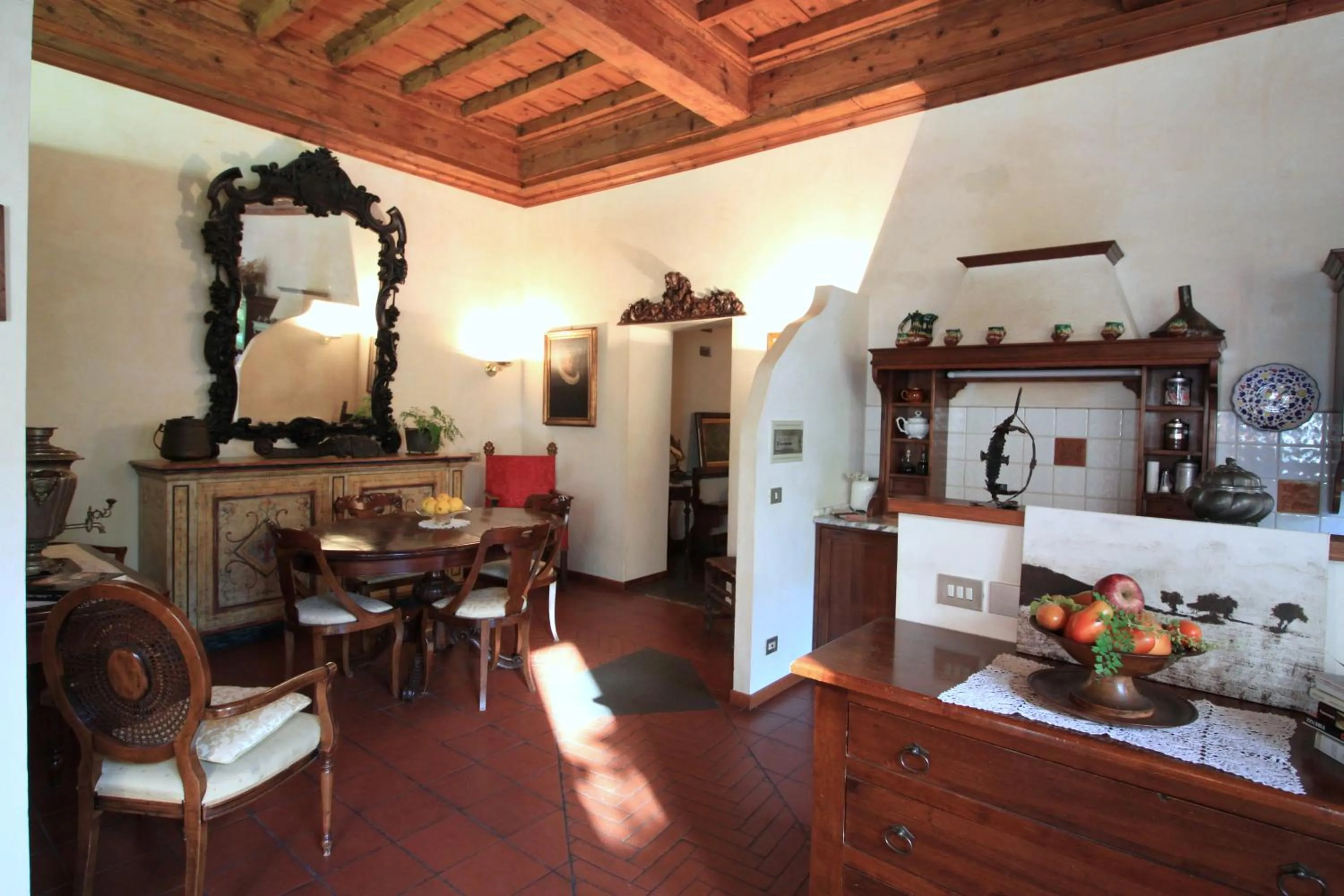 Dining area in Domus Giorgio