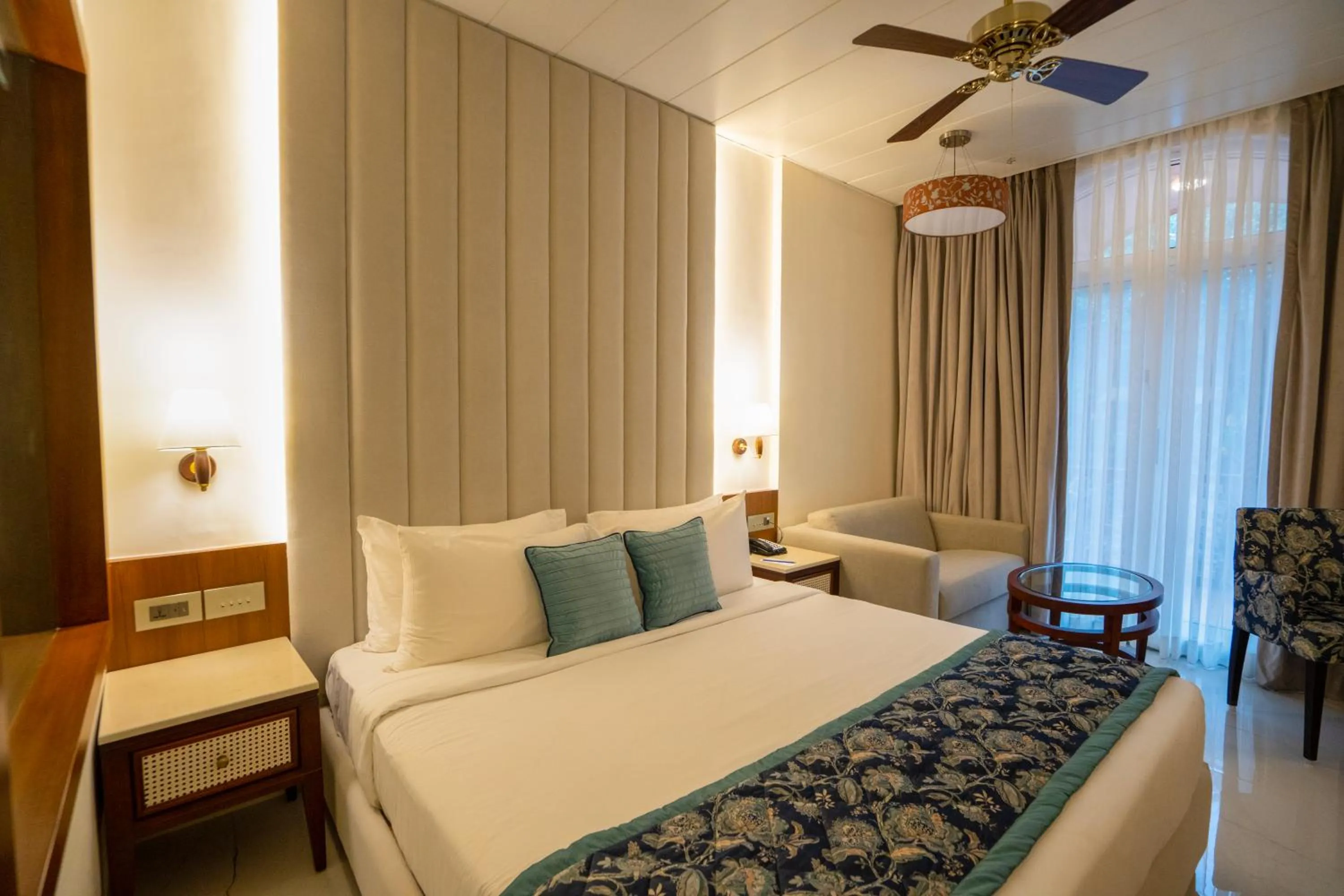 Bed in Evershine Resort & Spa