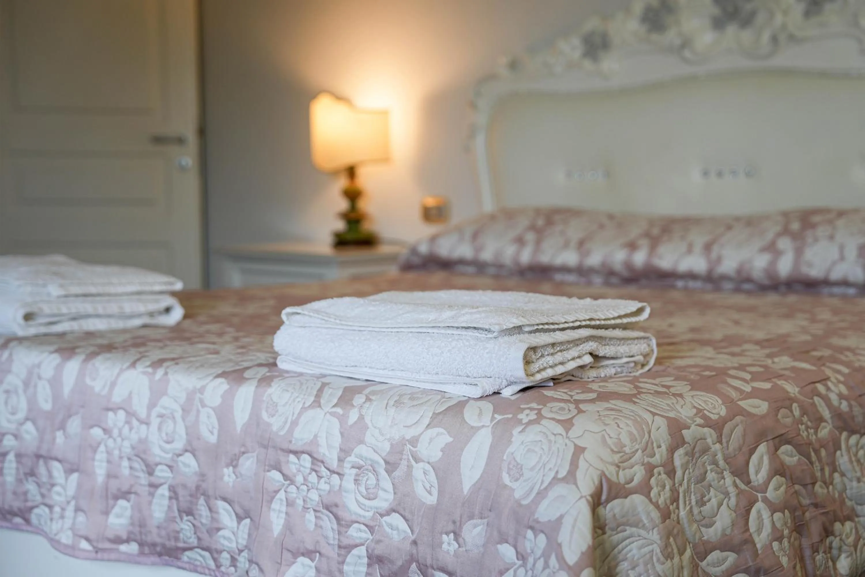 Decorative detail, Bed in B&B Le Mura