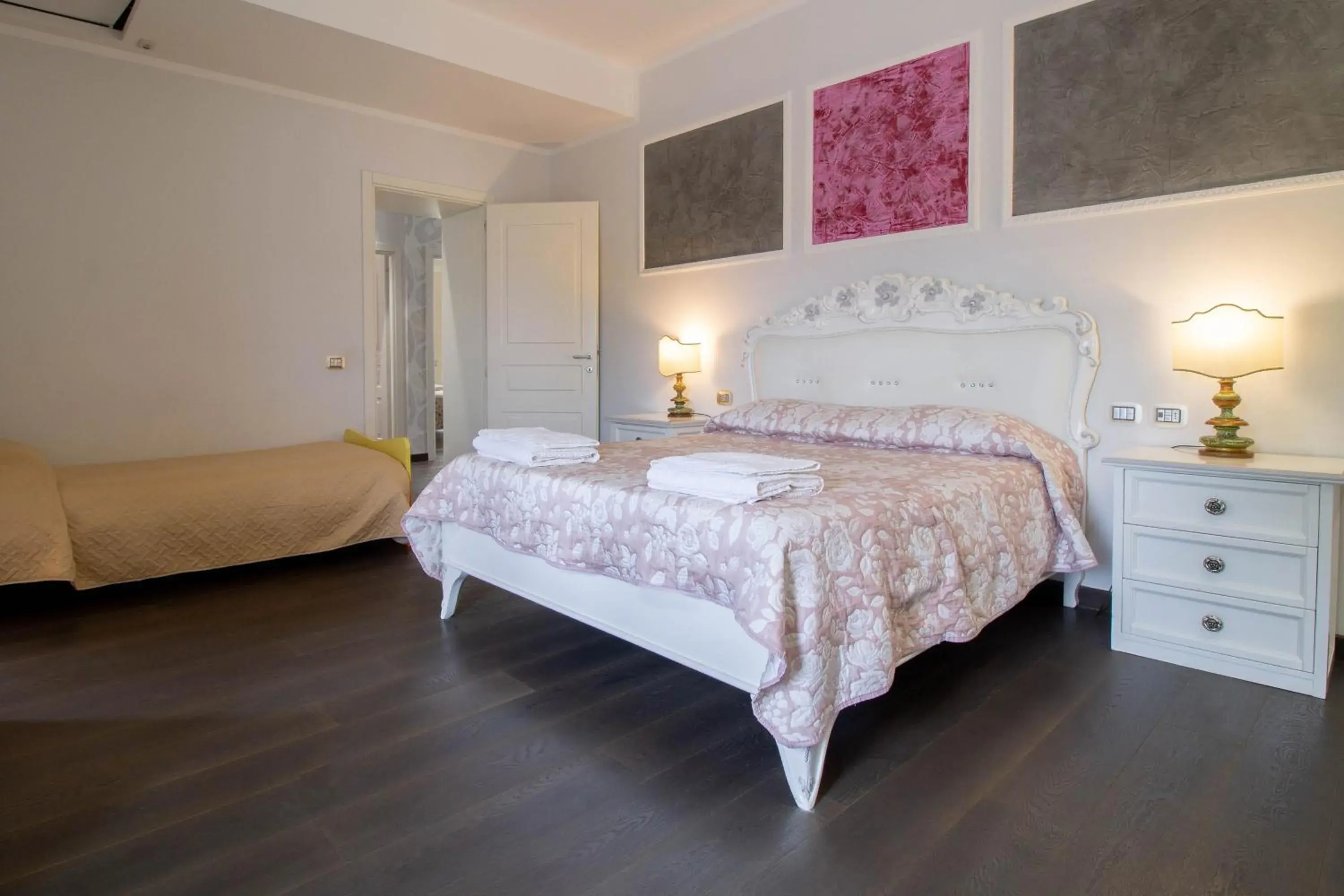Junior Suite - single occupancy in B&B Le Mura Junior Suite - single occupancy in B&B Le Mura