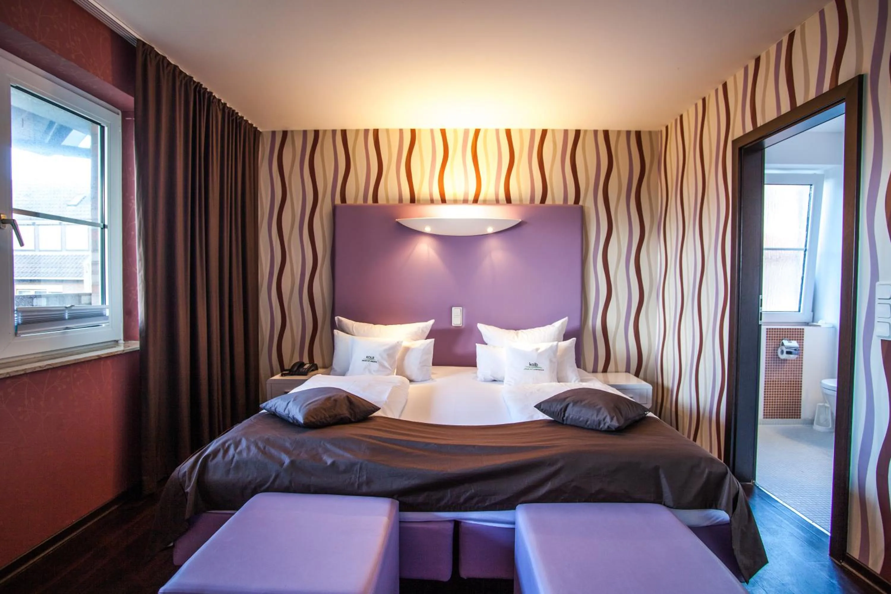 Photo of the whole room, Bed in Retro Design Hotel