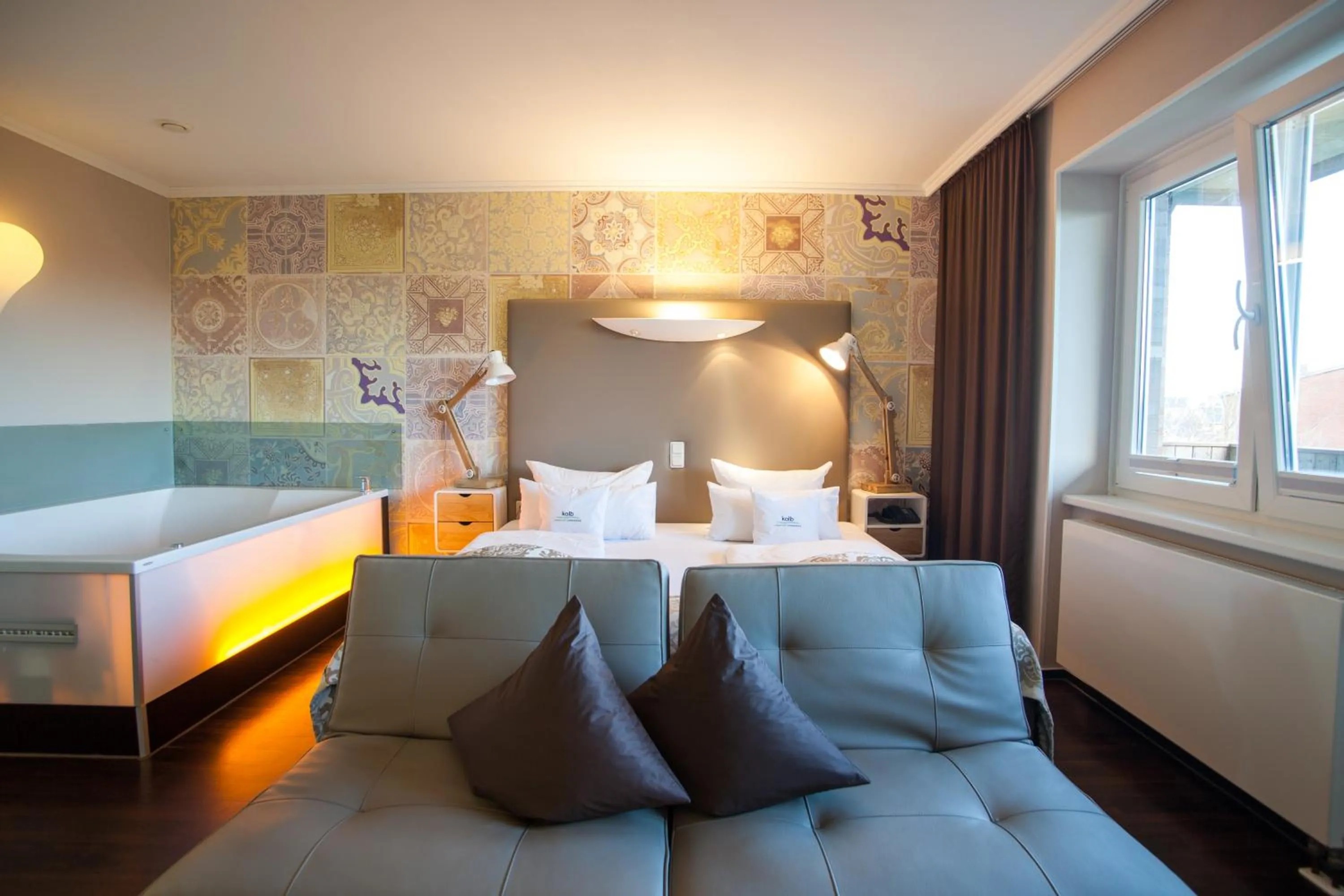 Photo of the whole room, Bed in Retro Design Hotel