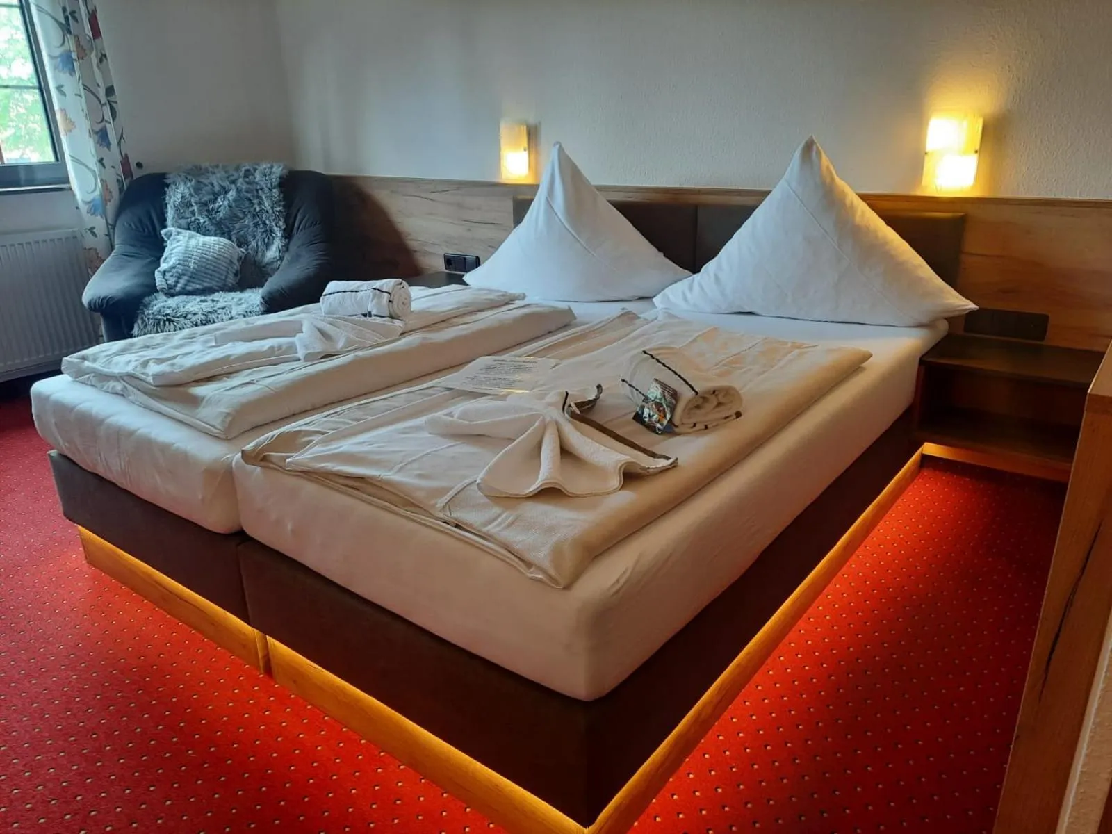 Bed in Hotel Haus Krone
