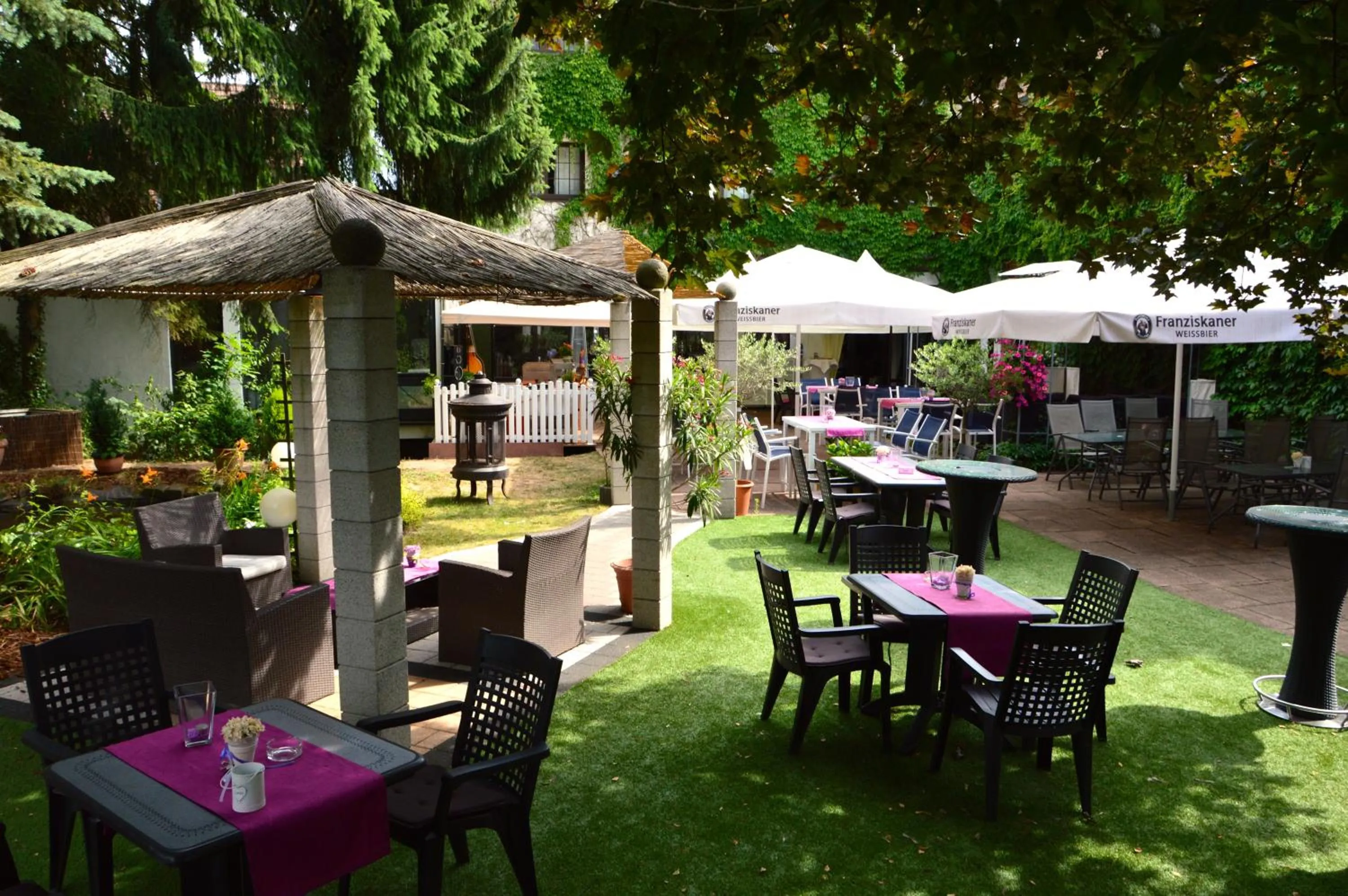 Garden in Hotel Haus Krone