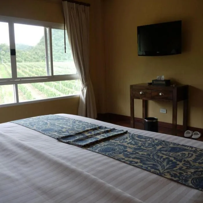 Bed in GRANMONTE Wine Cottage