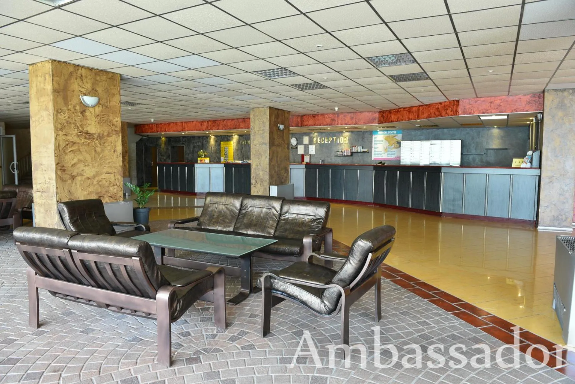 Hotel Ambassador - Free Parking